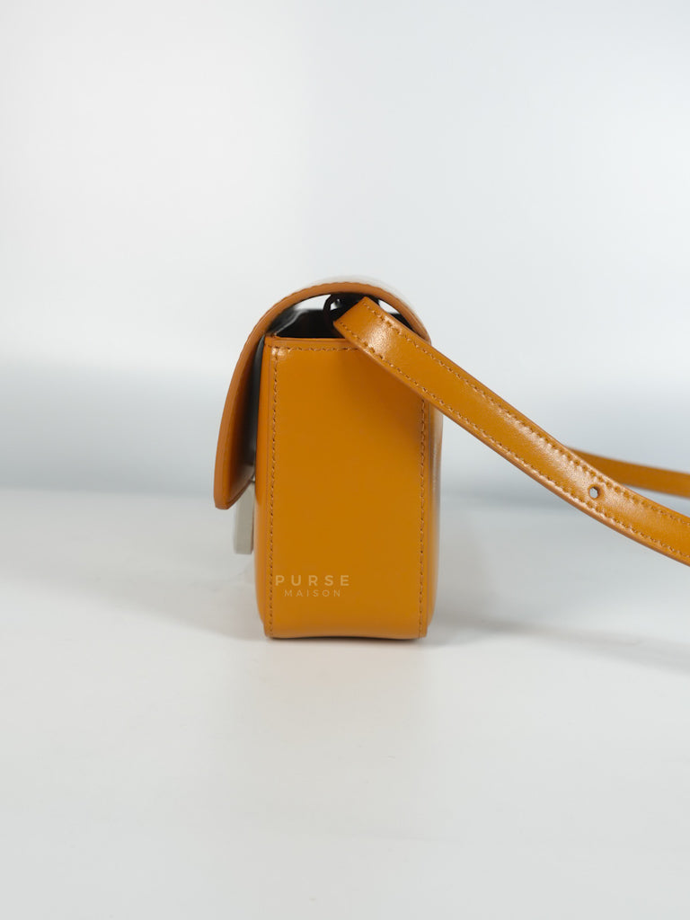 4G Small Caramel in Smooth Leather Crossbody Bag | Purse Maison Luxury Bags Shop
