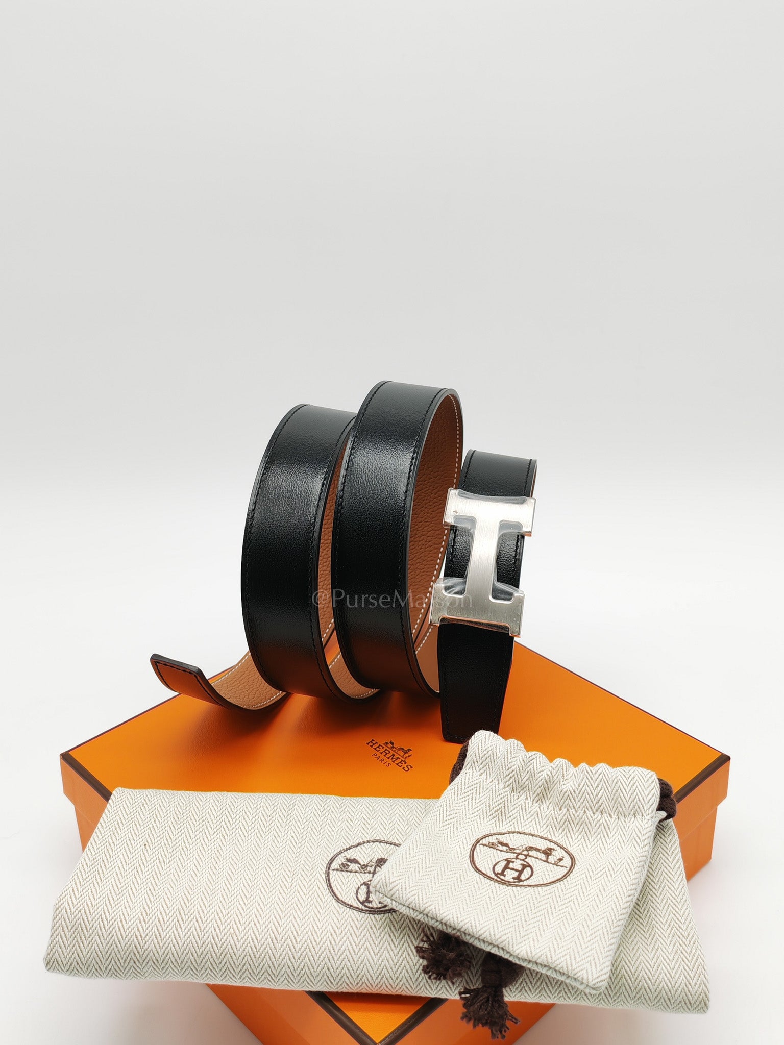 Constance Reversible Belt in Black & Palladium H Buckle Size 105