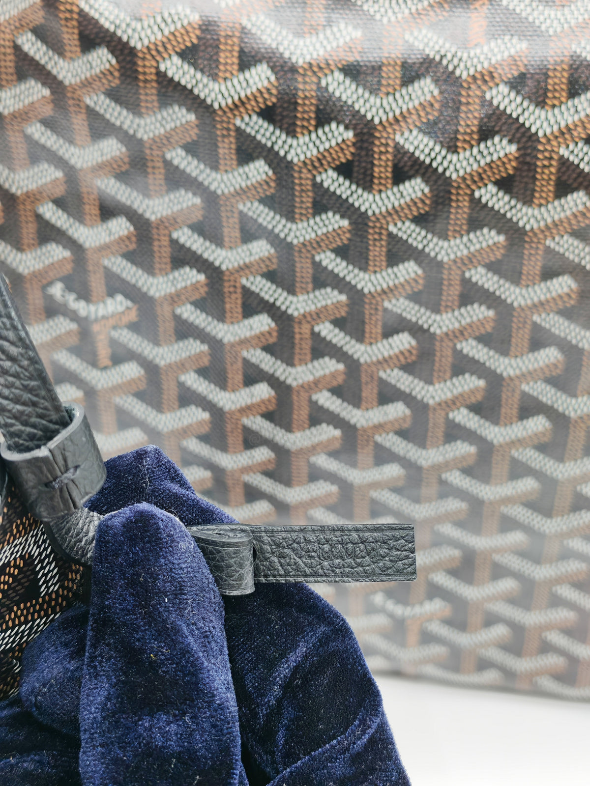 Goyard Saint Louis PM in Black/Noir Goyardine Canvas | Purse Maison Luxury Bags Shop