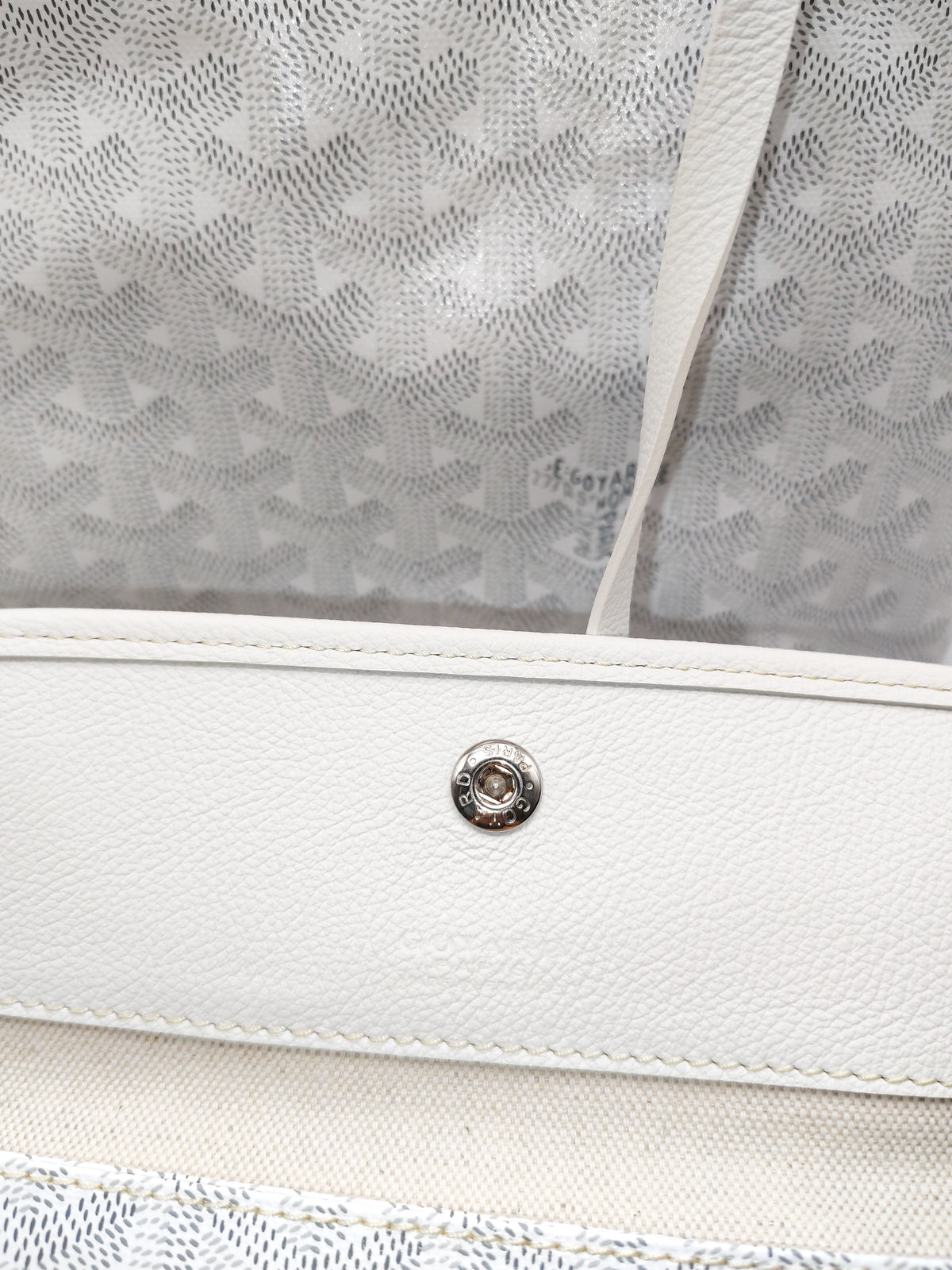 Goyard Saint Louis PM in White Goyardine Canvas with Croc Universal Clip Charm | Purse Maison Luxury Bags Shop