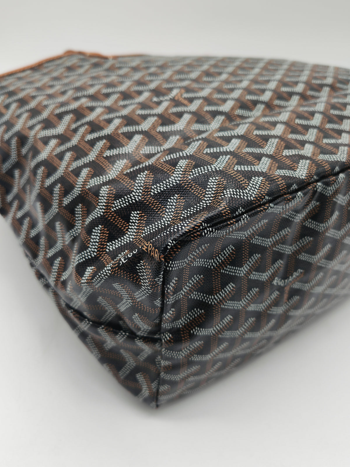Goyard Saint Louis Tote Bag PM in Tan Goyardine Canvas | Purse Maison Luxury Bags Shop