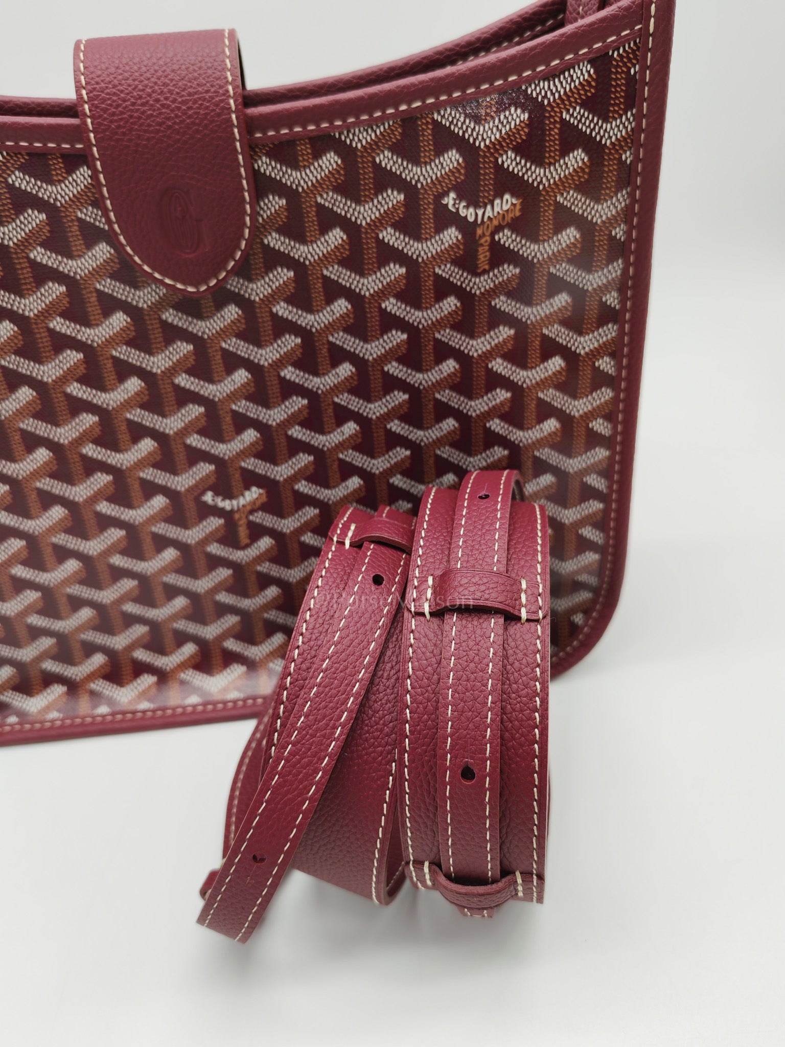 Sac Musette Crossbody Bag PM in Burgundy Goyardine Canvas
