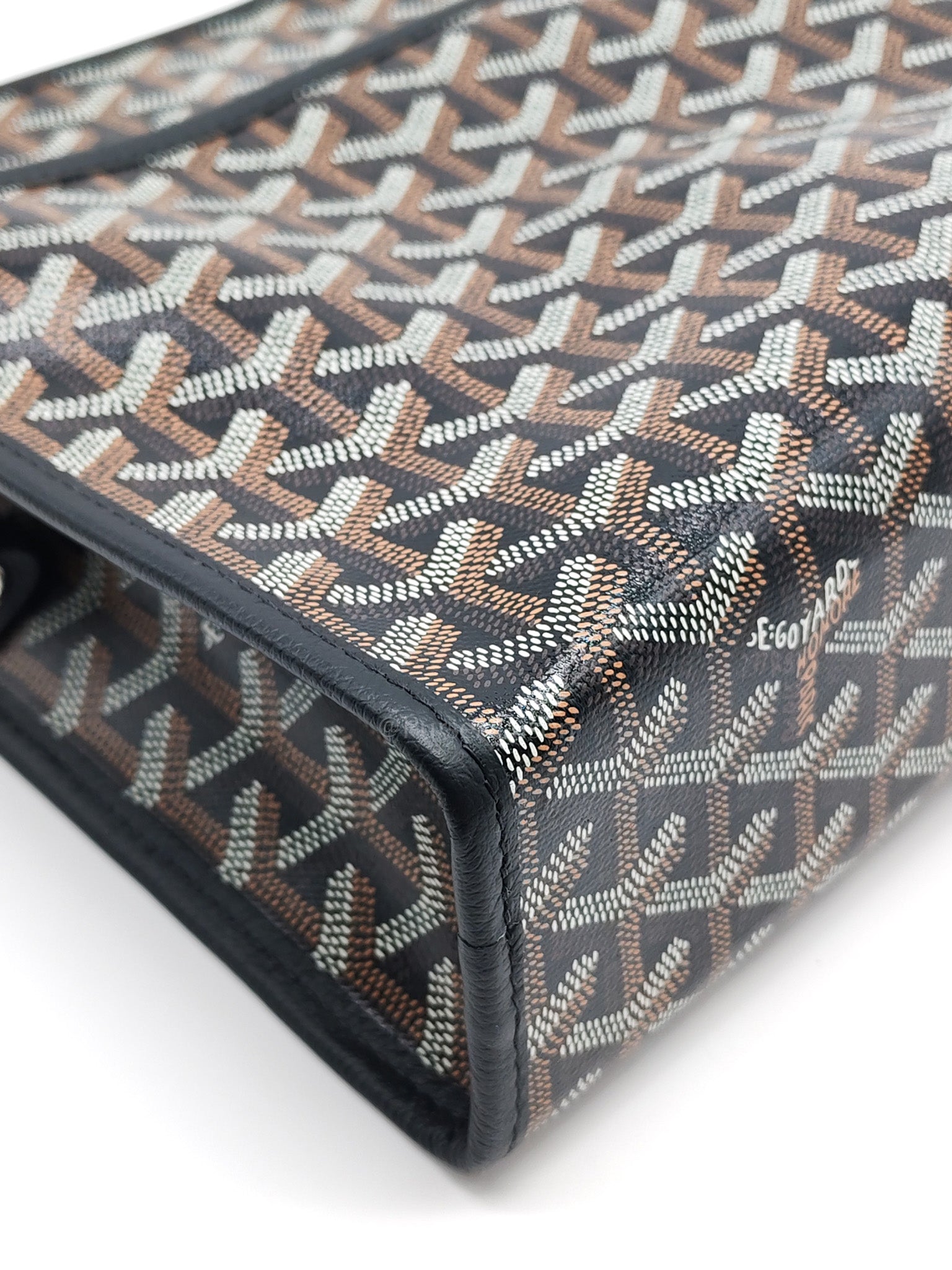 Jouvence Toiletry Pouch in Black Goyardine Canvas