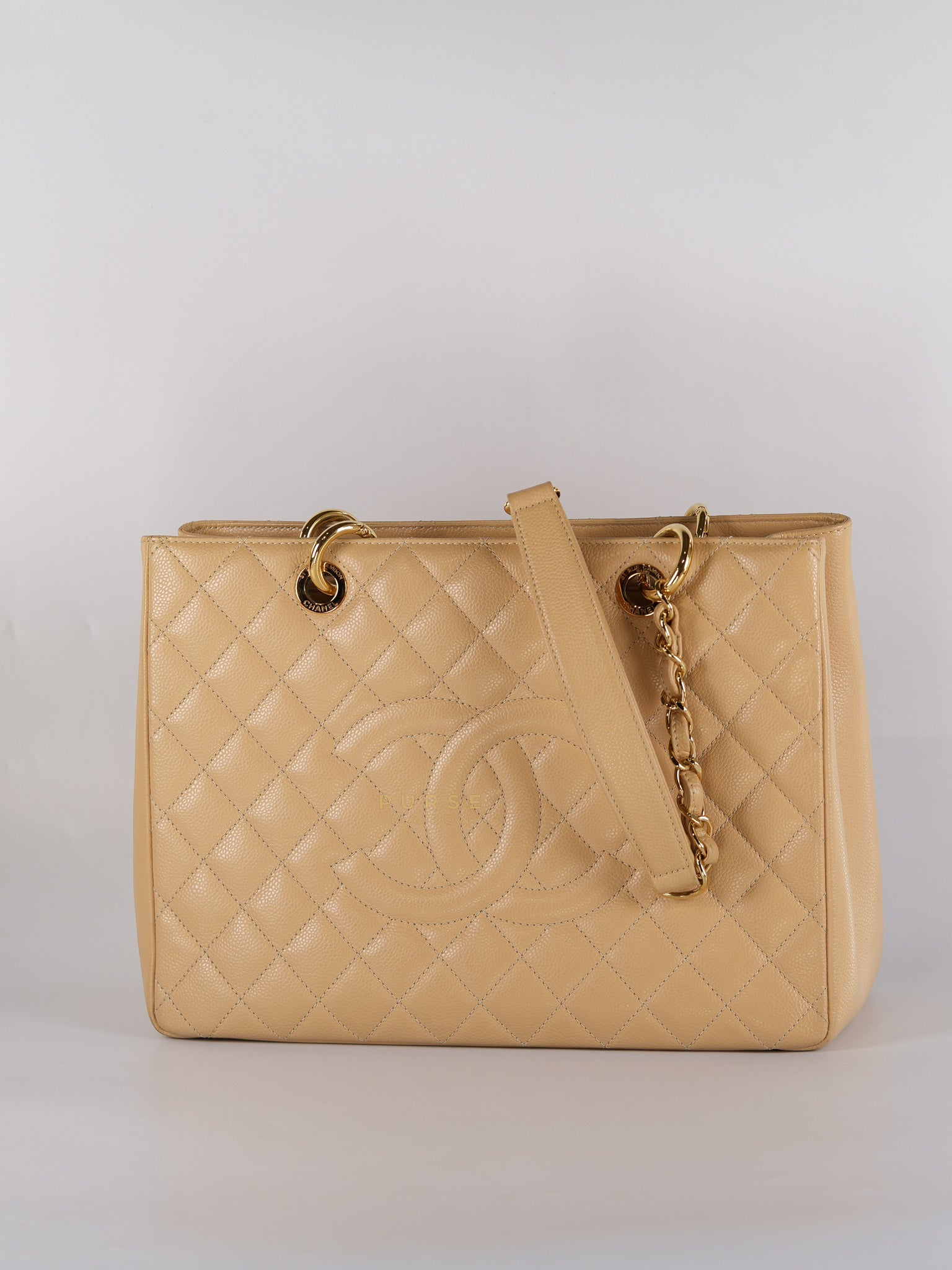 Grand Shopping Tote Bag (GST) in Beige Quilted Caviar Leather Gold Hardware Series 17 | Purse Maison Luxury Bags Shop
