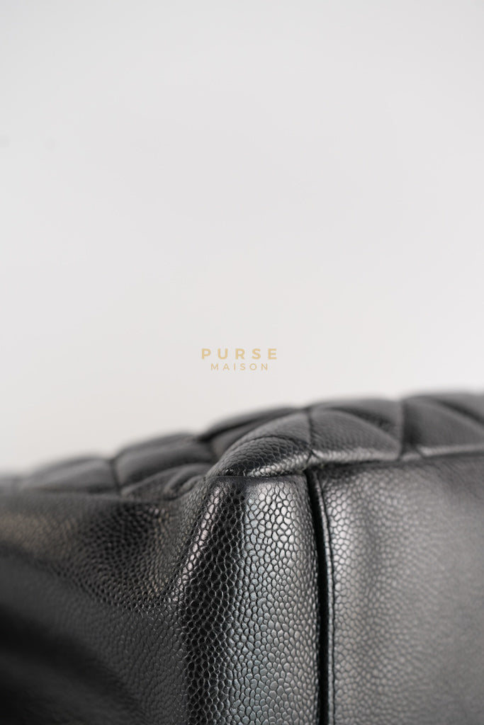 Grand Shopping Tote Bag (GST) in Black Caviar Leather & Gold Hardware Series 12 | Purse Maison Luxury Bags Shop