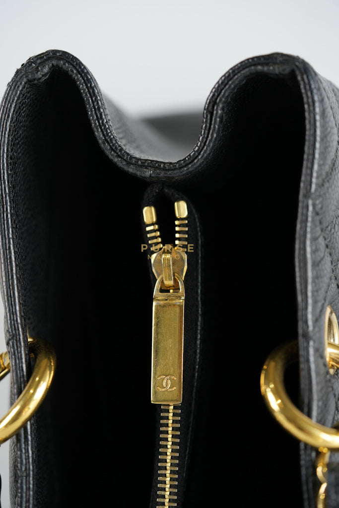 Grand Shopping Tote Bag (GST) in Black Caviar Leather & Gold Hardware Series 12 | Purse Maison Luxury Bags Shop