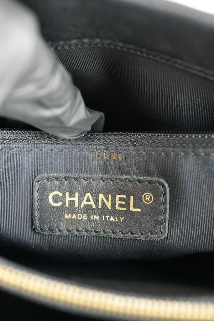 Grand Shopping Tote Bag (GST) in Black Caviar Leather & Gold Hardware Series 12 | Purse Maison Luxury Bags Shop