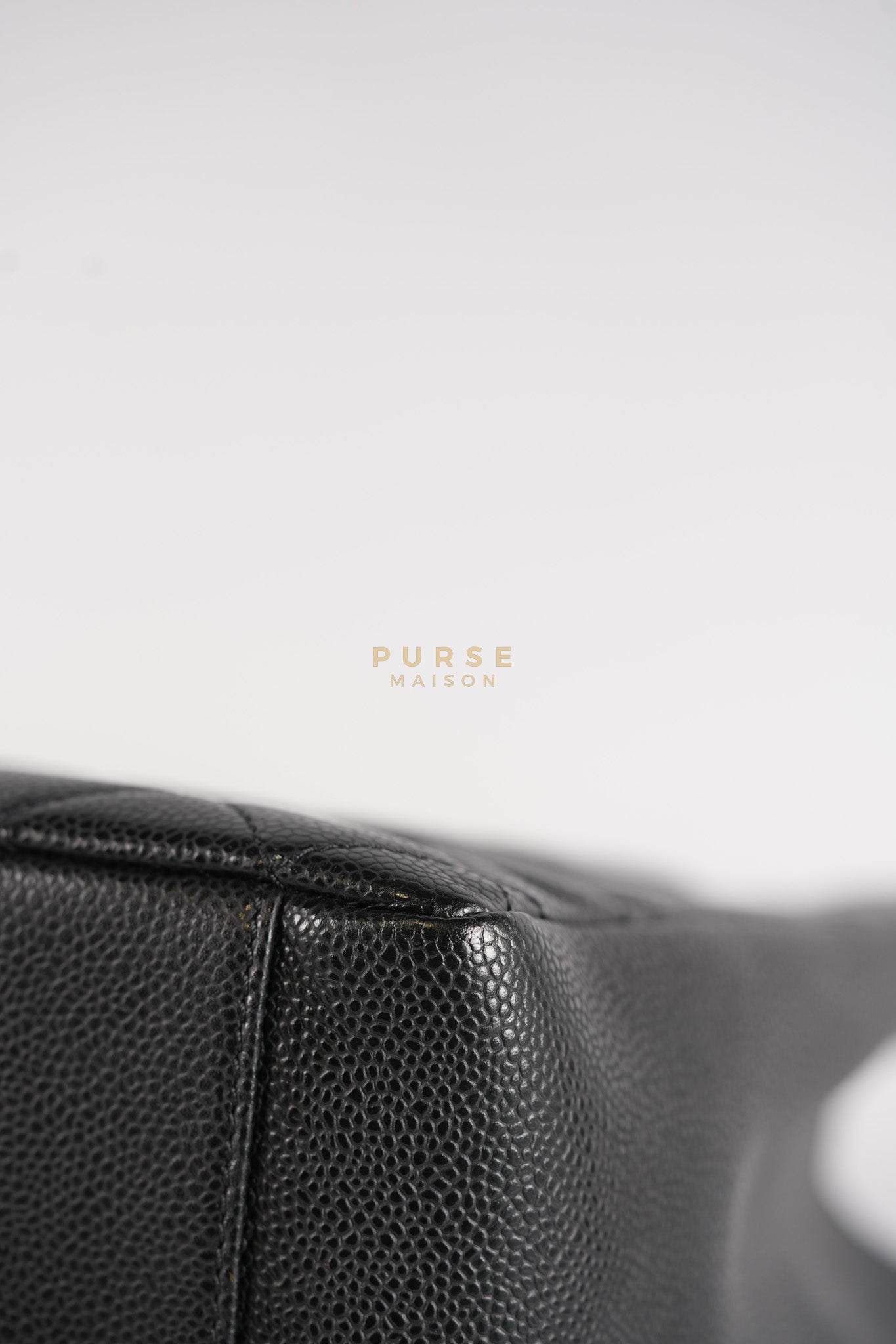 Grand Shopping Tote Bag (GST) in Black Caviar Leather & Gold Hardware Series 17 | Purse Maison Luxury Bags Shop