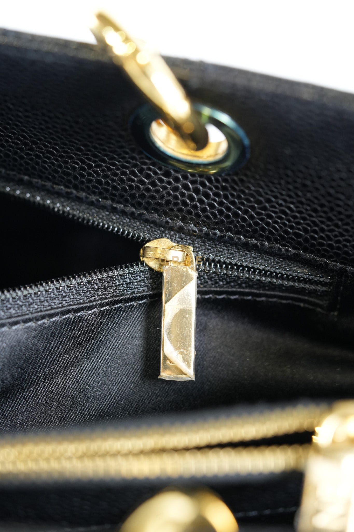 Grand Shopping Tote Bag (GST) in Black Caviar Leather & Gold Hardware Series 17 | Purse Maison Luxury Bags Shop