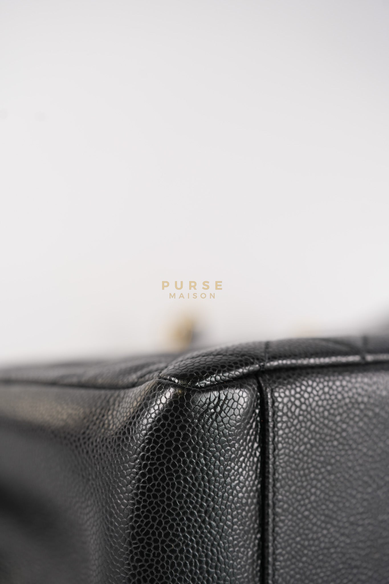 Grand Shopping Tote Bag (GST) in Black Caviar Leather & Gold Hardware Series 17 | Purse Maison Luxury Bags Shop