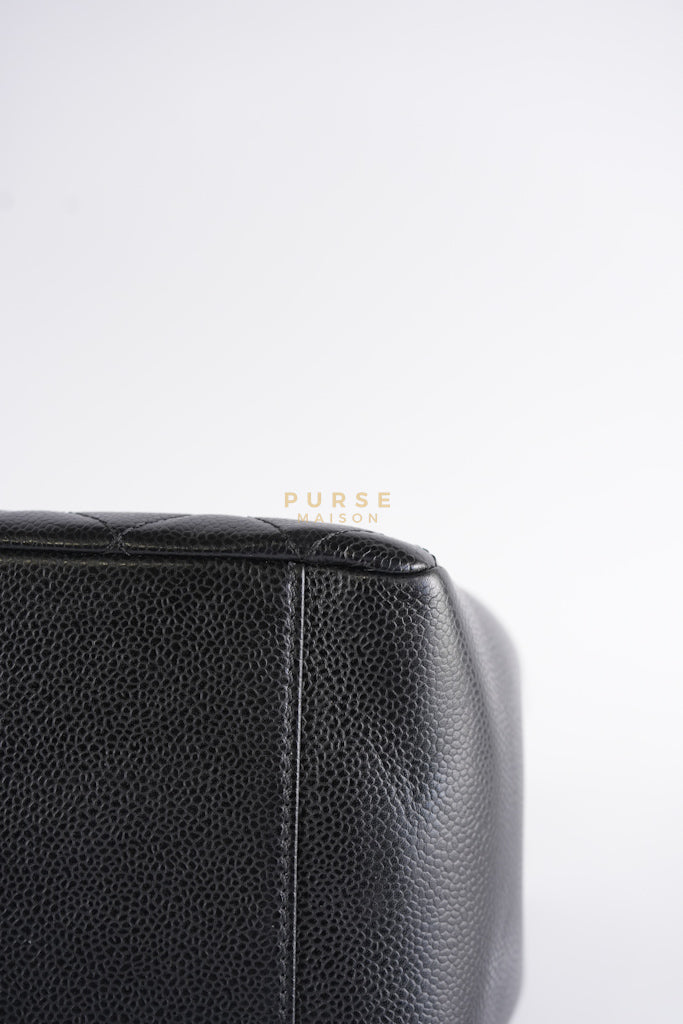 Grand Shopping Tote Bag (GST) in Black Quilted Caviar Leather & Gold Hardware Series 19 | Purse Maison Luxury Bags Shop