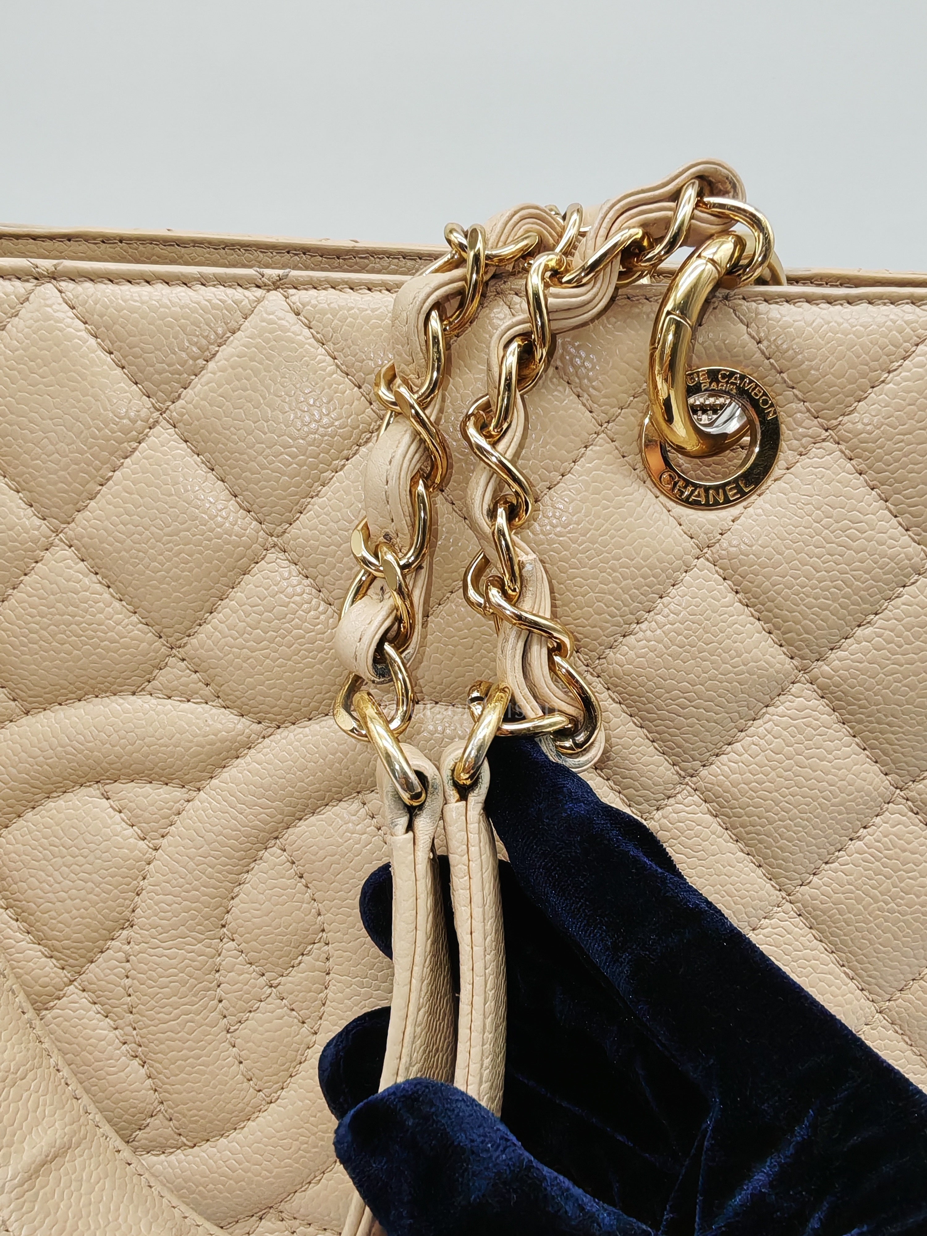 Grand Shopping Tote (GST) In Beige Clair Quilted Caviar Leather Series 16 | Purse Maison Luxury Bags Shop