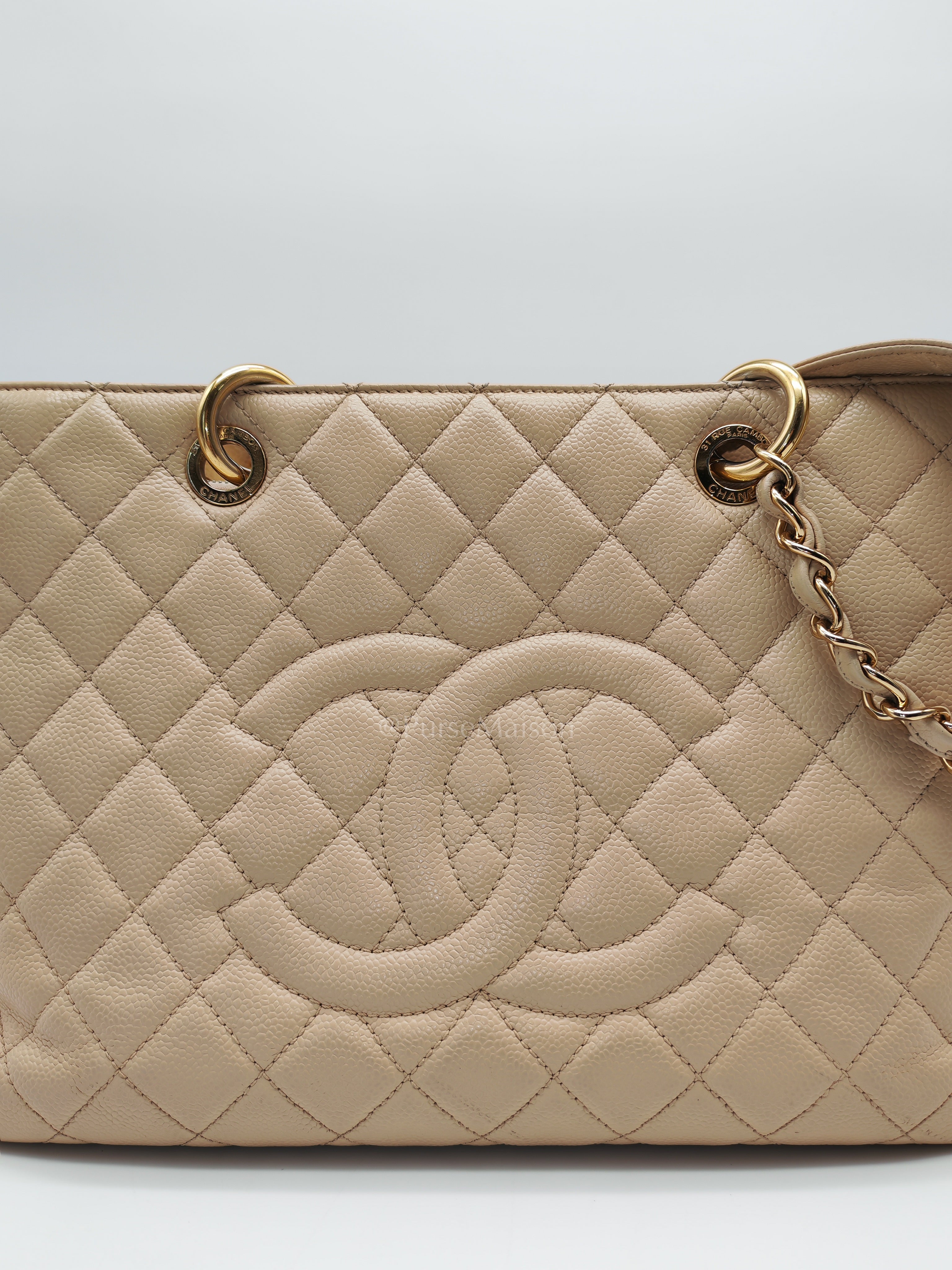 Grand Shopping Tote (GST) In Beige Clair Quilted Caviar Leather Series 16 | Purse Maison Luxury Bags Shop