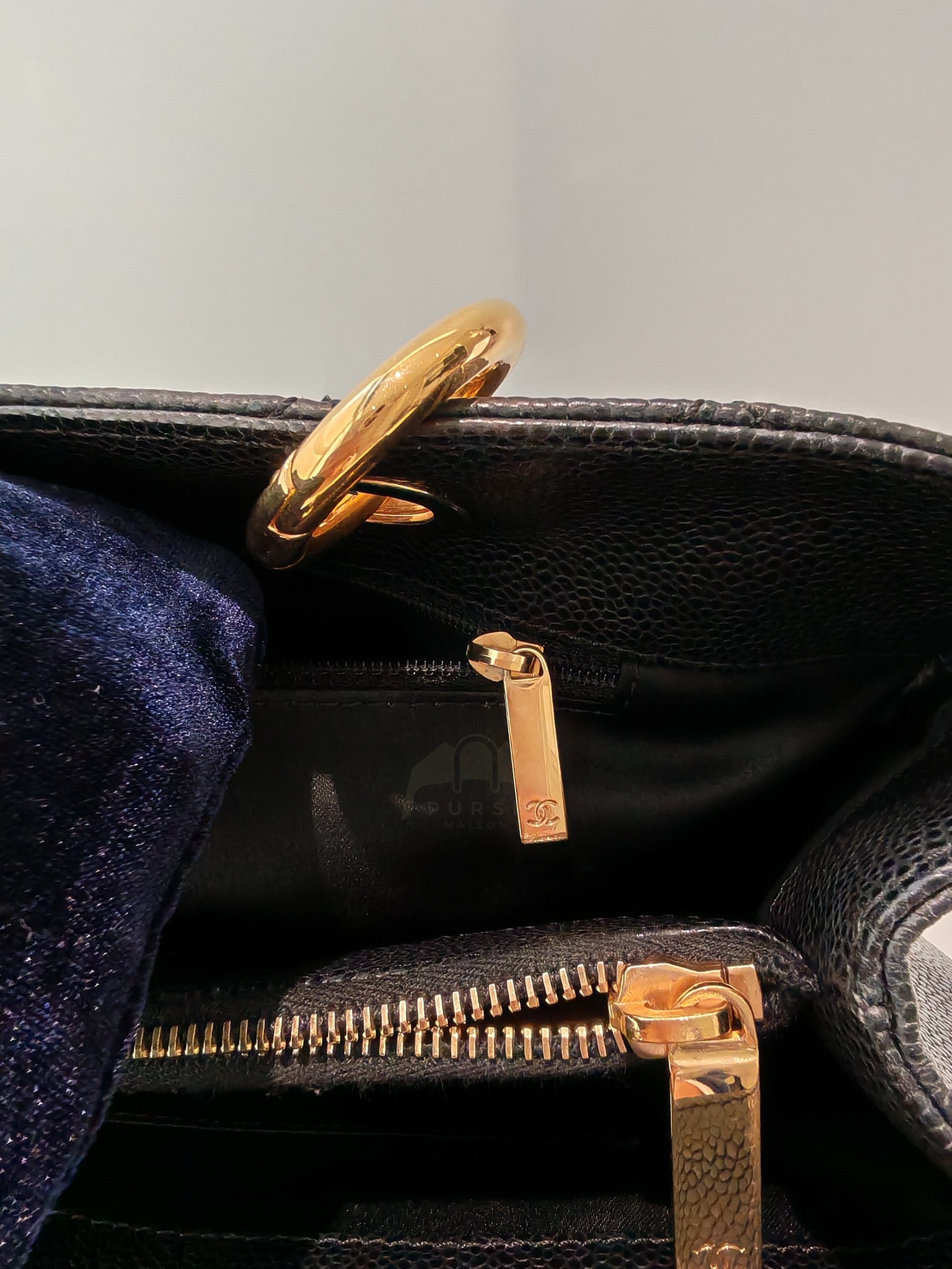 Grand Shopping Tote (GST) in Black Caviar Leather and Gold Hardware Series 19/63 | Purse Maison Luxury Bags Shop