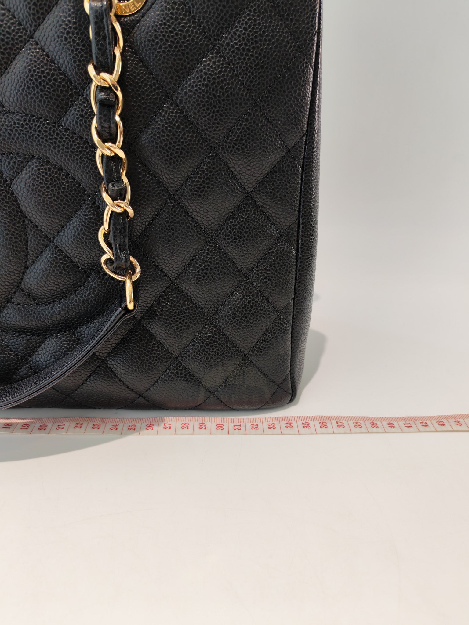 Grand Shopping Tote (GST) in Black Caviar Leather and Gold Hardware Series 19/63 | Purse Maison Luxury Bags Shop