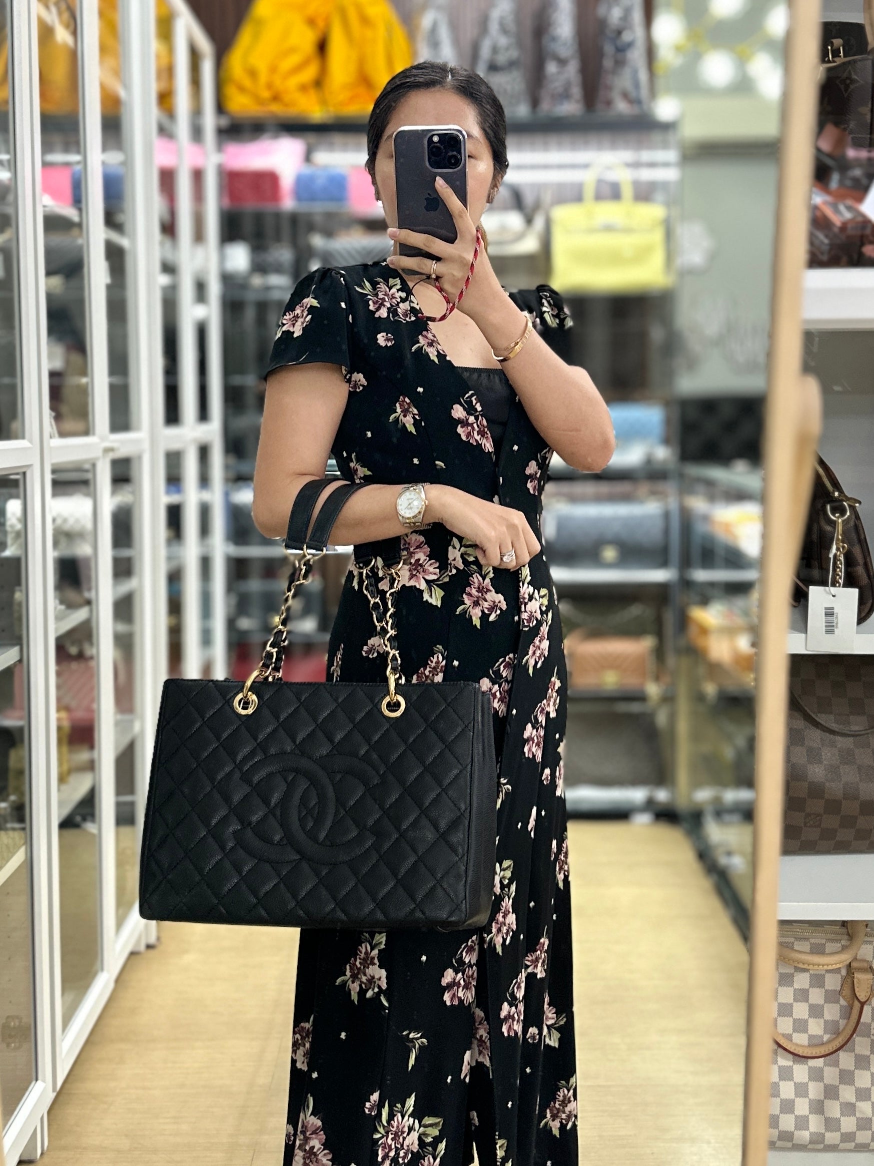 Grand Shopping Tote (GST) in Black Caviar Leather & Silver Hardware Series 17 | Purse Maison Luxury Bags Shop
