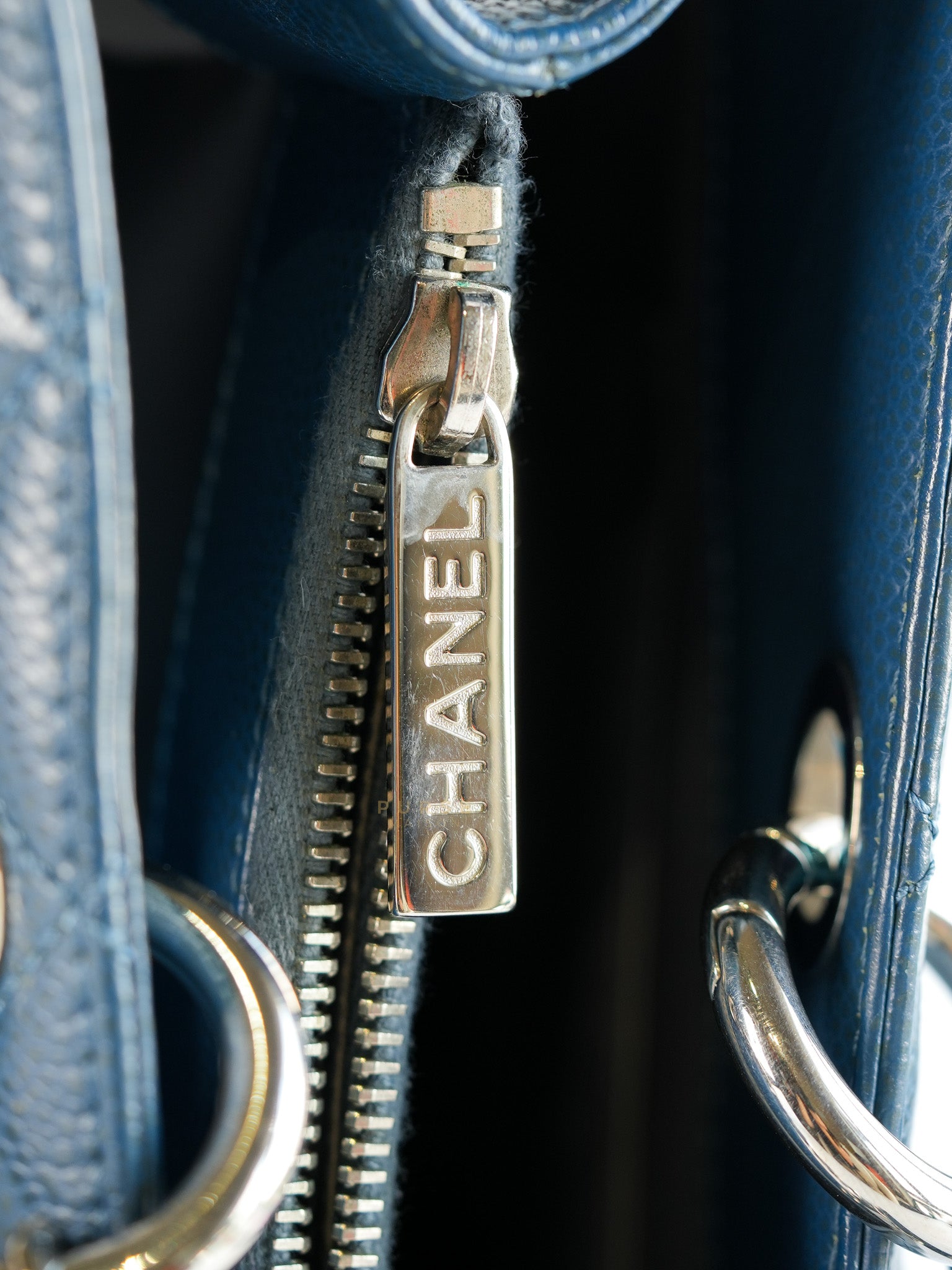 Grand Shopping Tote (GST) in Blue Quilted Caviar Leather and Silver Hardware Series 17 | Purse Maison Luxury Bags Shop