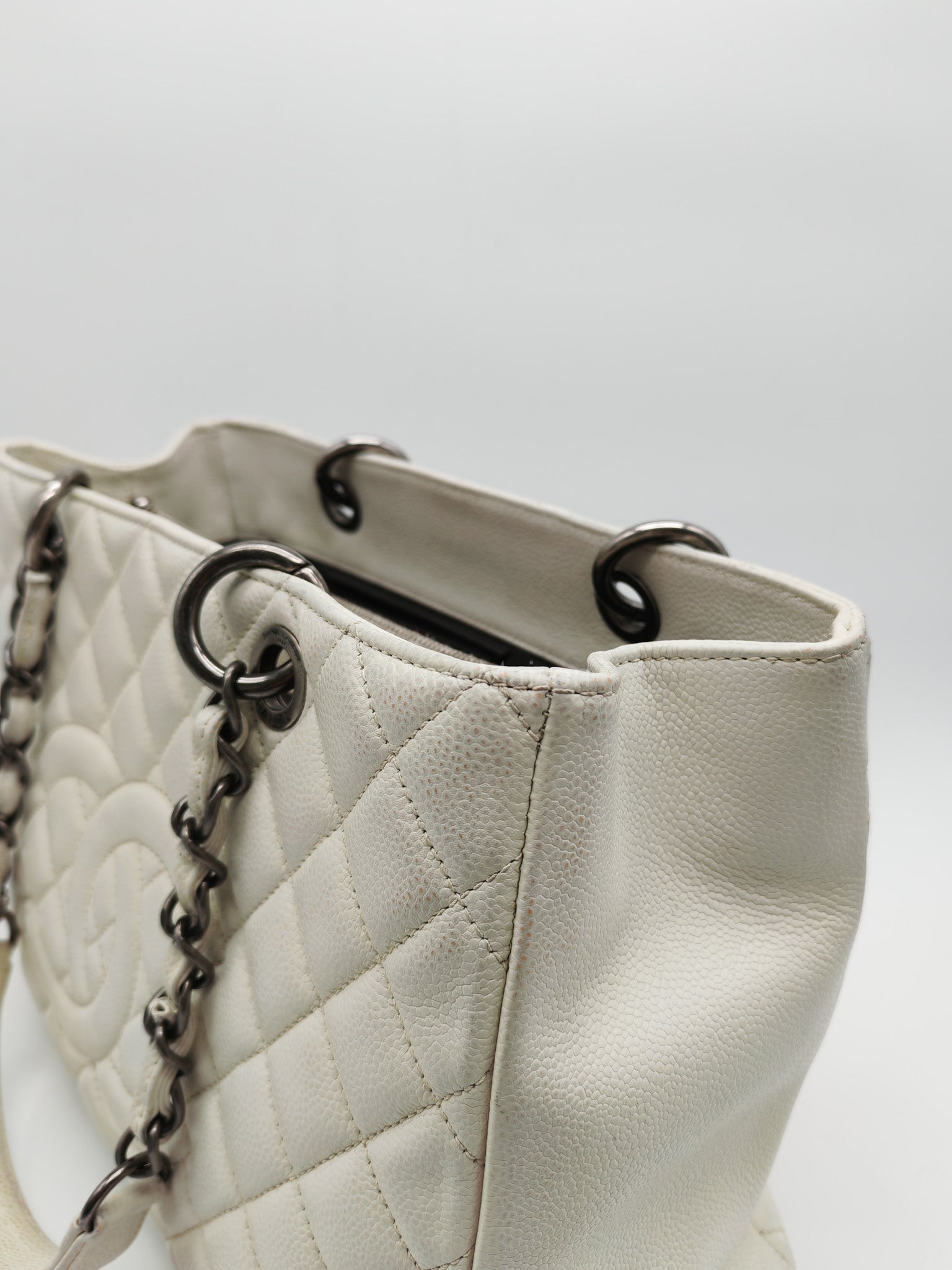 Grand Shopping Tote GST in White Caviar Leather and Ruthenium Hardware Series 13 | Purse Maison Luxury Bags Shop