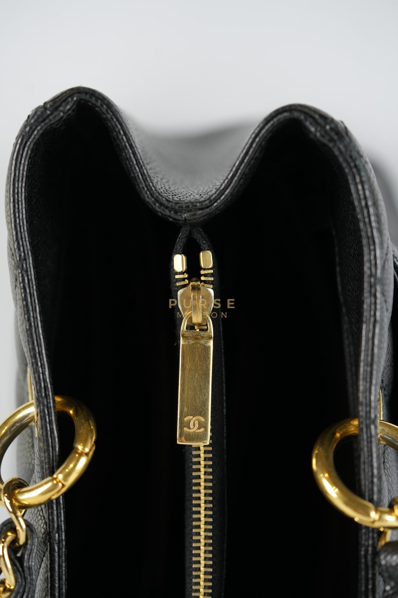Grand Shopping Tote(GST) in Black Caviar Leather Gold Hardware (Series 13/58) | Purse Maison Luxury Bags Shop