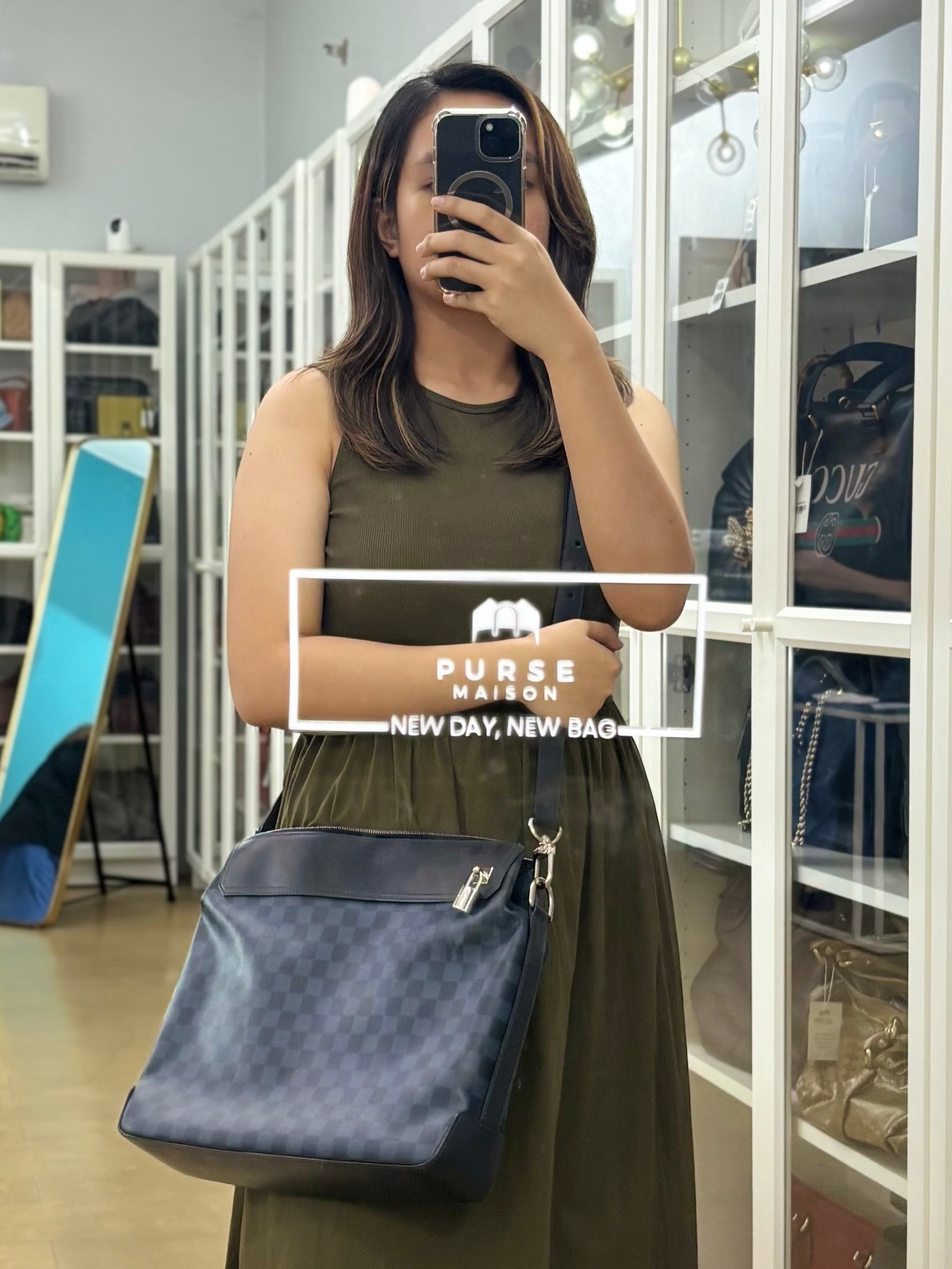 Greenwich Messenger Bag in Damier Cobalt Canvas (Date Code: DR1174) | Purse Maison Luxury Bags Shop