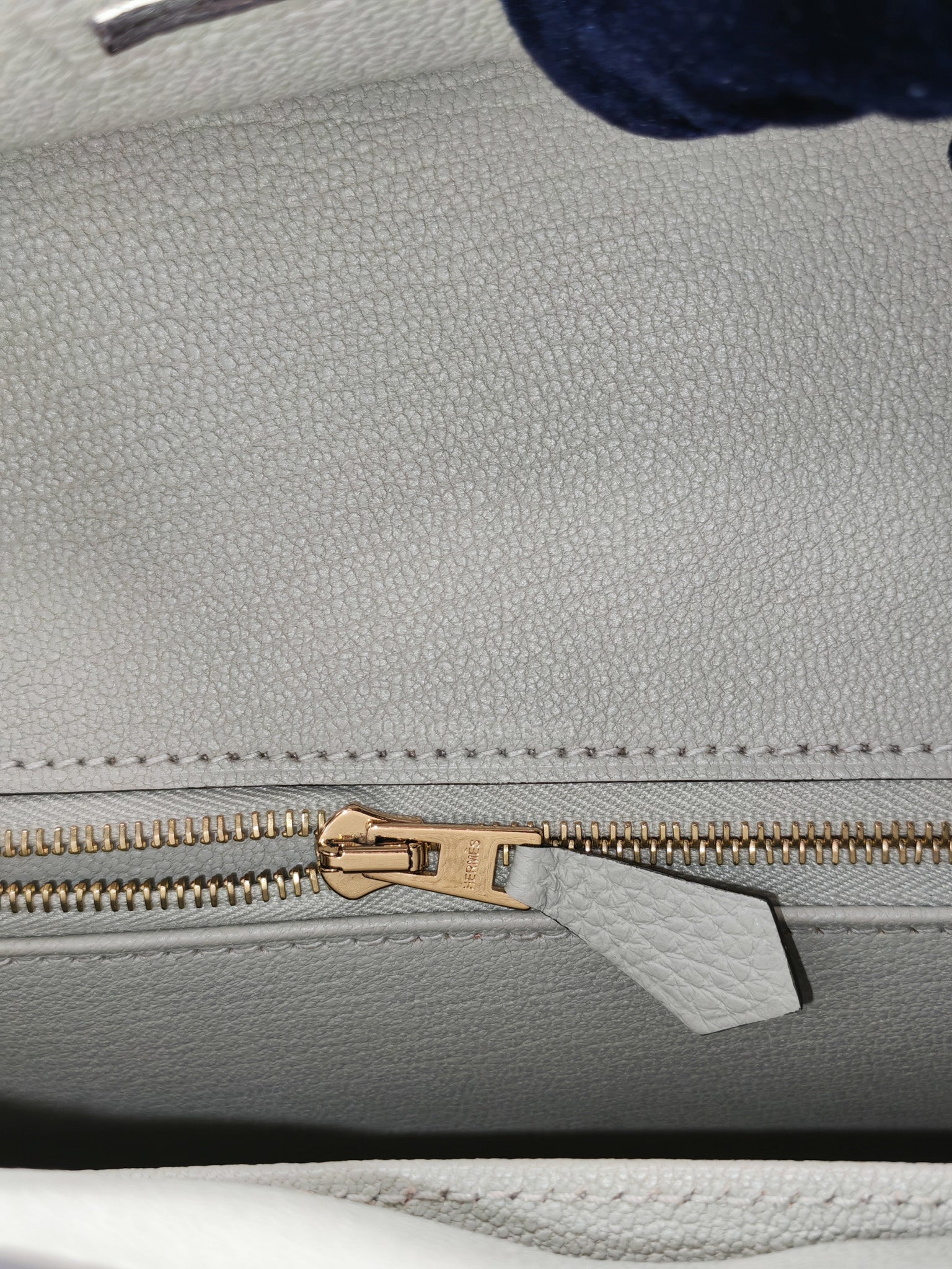 Birkin 25 Retourne in Gris Neve Togo Leather & Gold Hardware Stamp B(2023) with Free Twilly