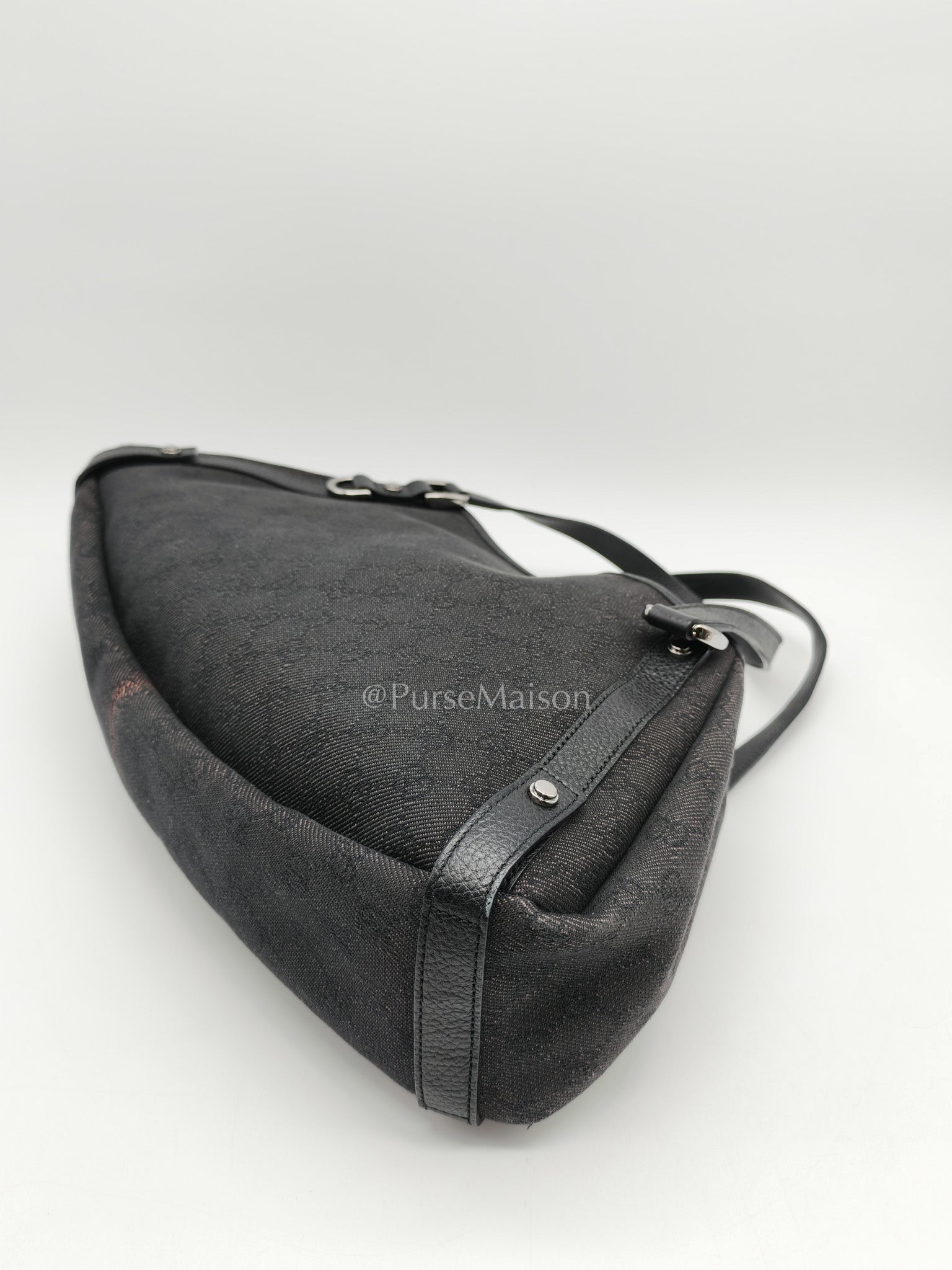 Gucci Abbey D-Ring Shoulder Bag in Black GG Supreme Denim Canvas | Purse Maison Luxury Bags Shop