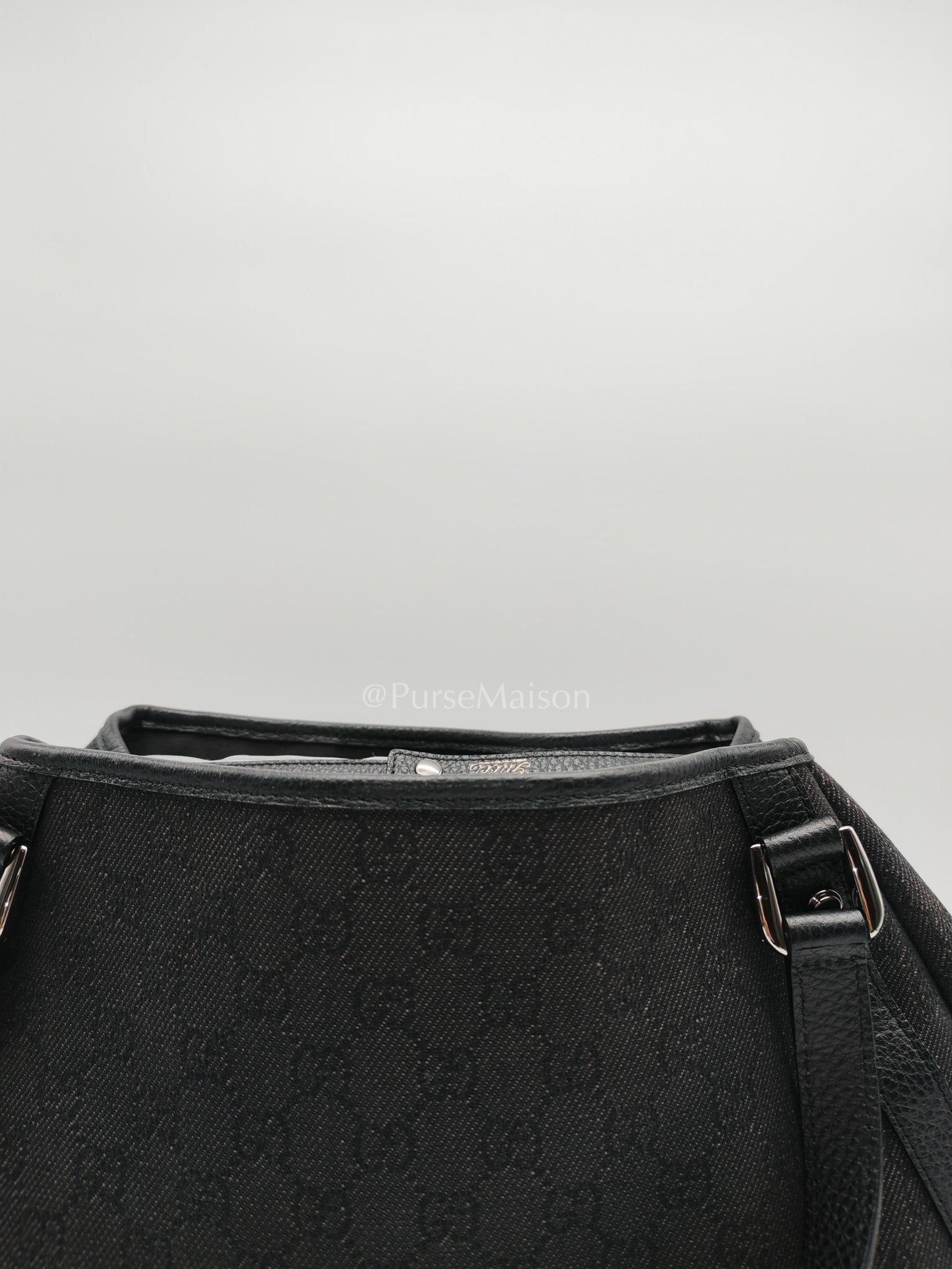 Gucci Abbey D-Ring Shoulder Bag in Black GG Supreme Denim Canvas | Purse Maison Luxury Bags Shop