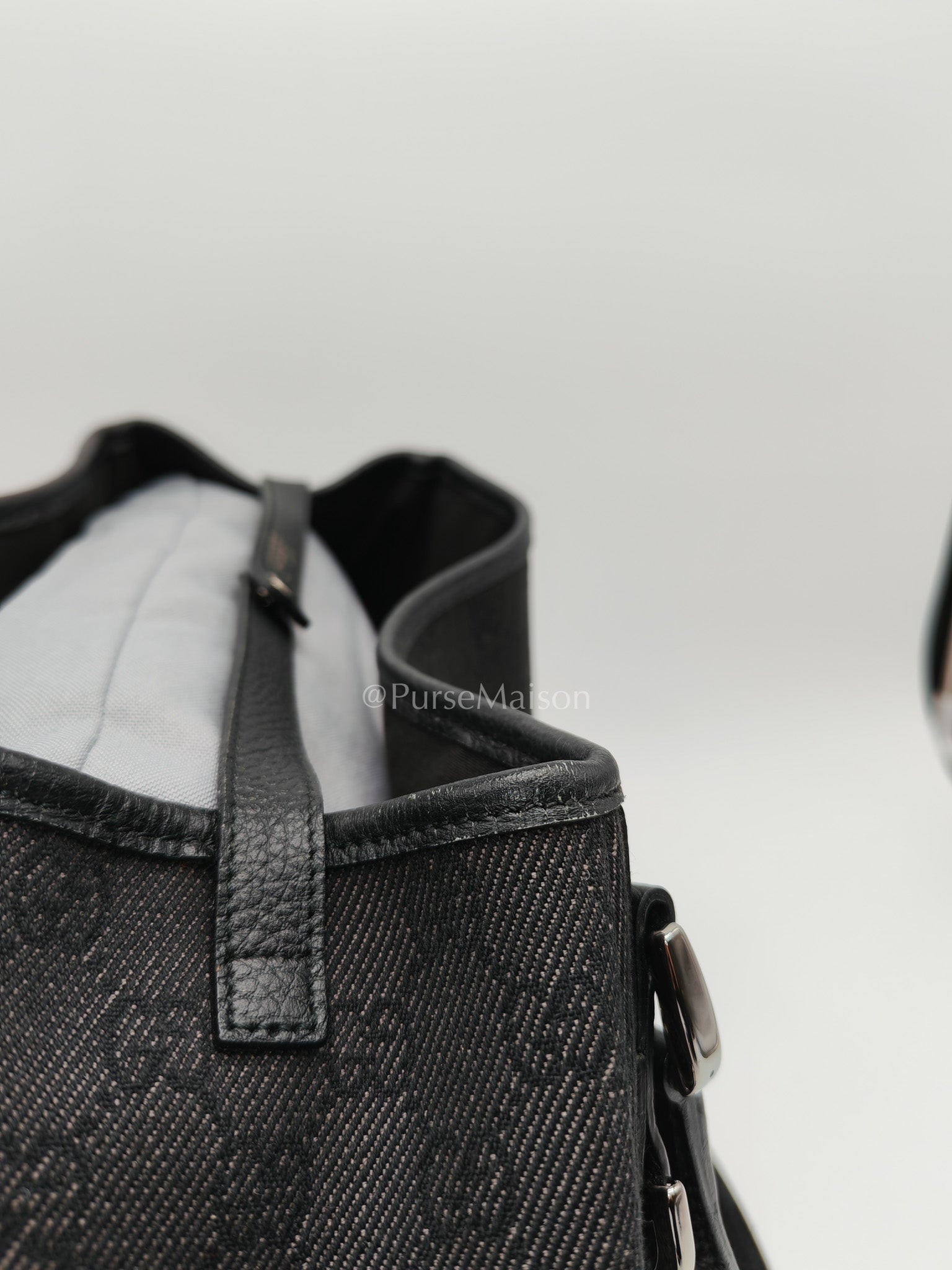 Gucci Abbey D-Ring Shoulder Bag in Black GG Supreme Denim Canvas | Purse Maison Luxury Bags Shop