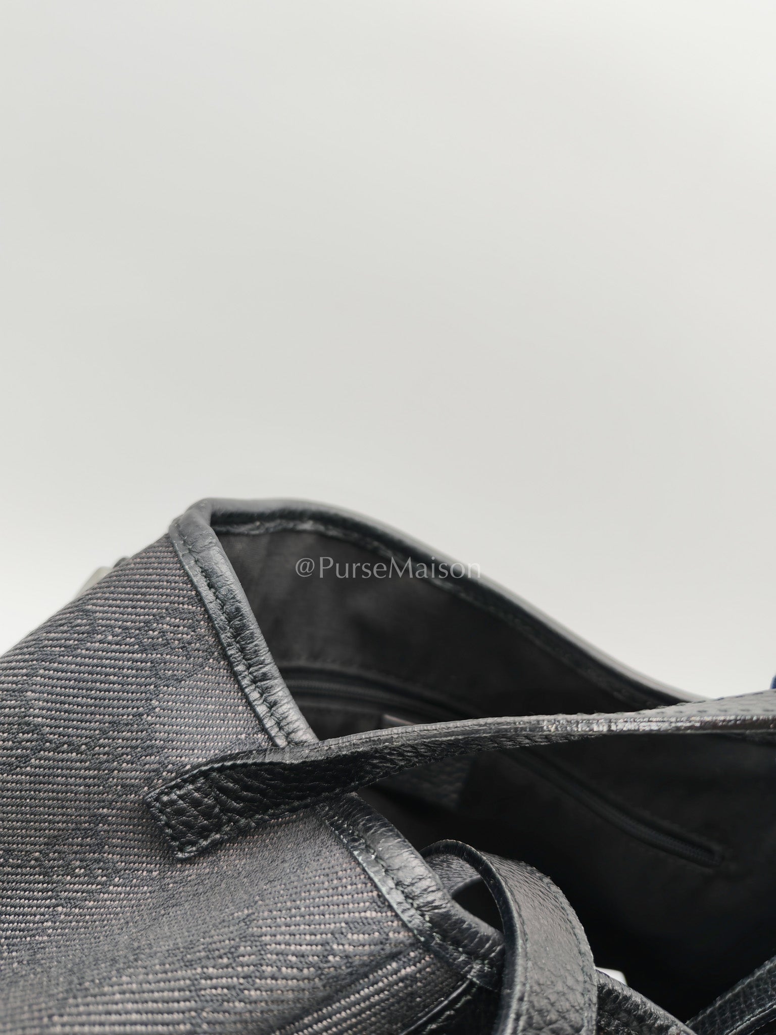 Gucci Abbey D-Ring Shoulder Bag in Black GG Supreme Denim Canvas | Purse Maison Luxury Bags Shop