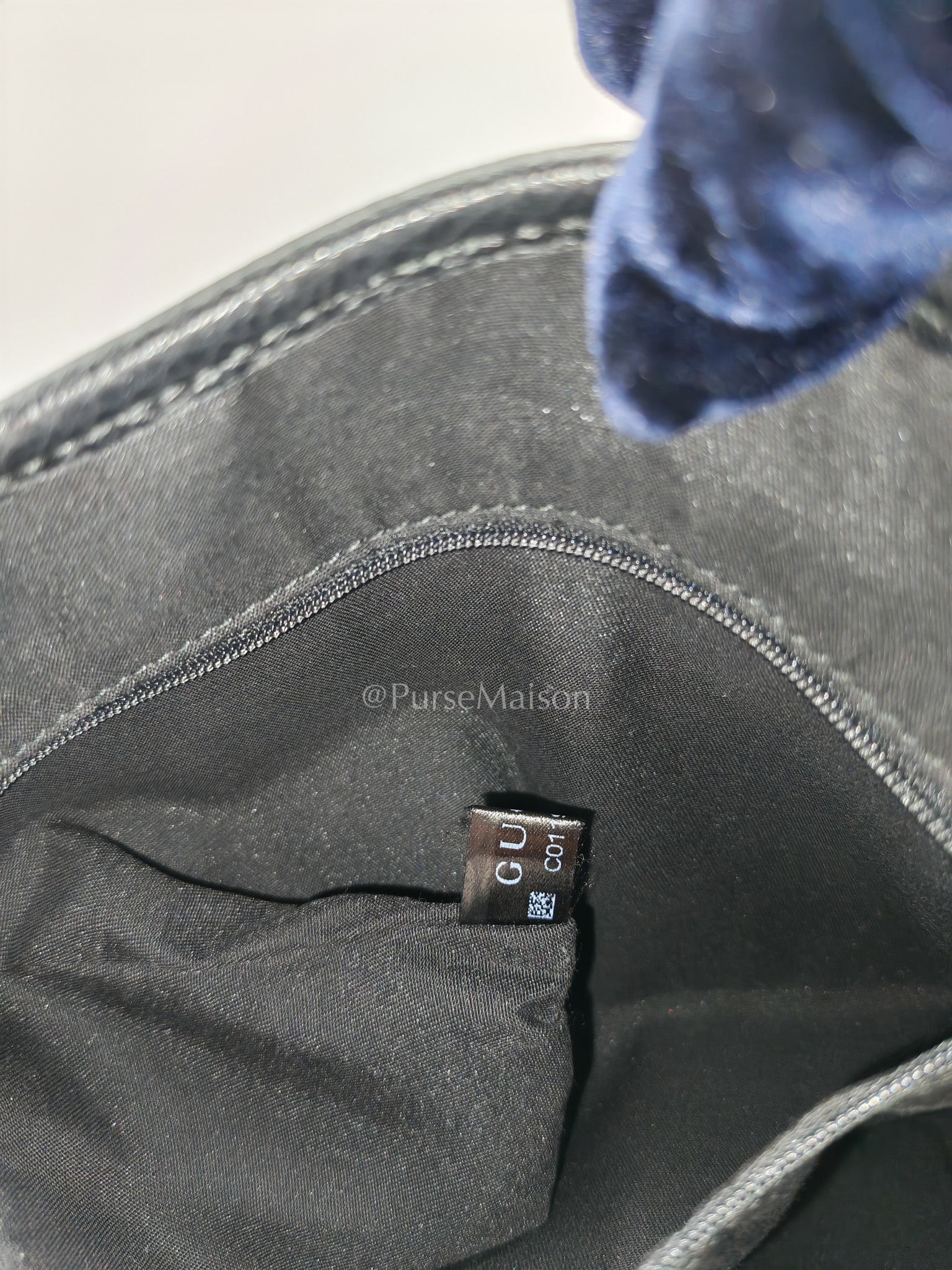 Gucci Abbey D-Ring Shoulder Bag in Black GG Supreme Denim Canvas | Purse Maison Luxury Bags Shop