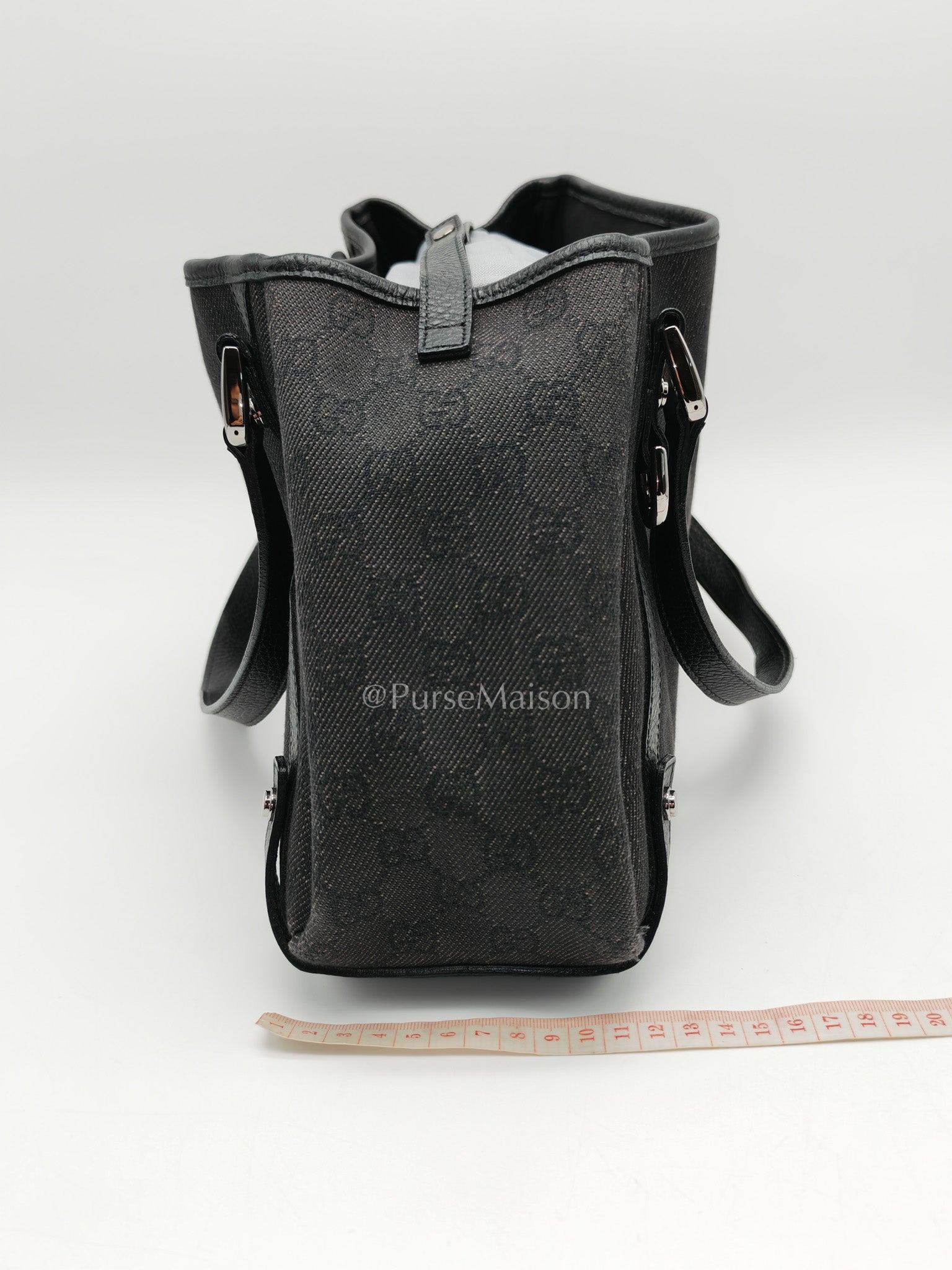 Gucci Abbey D-Ring Shoulder Bag in Black GG Supreme Denim Canvas | Purse Maison Luxury Bags Shop