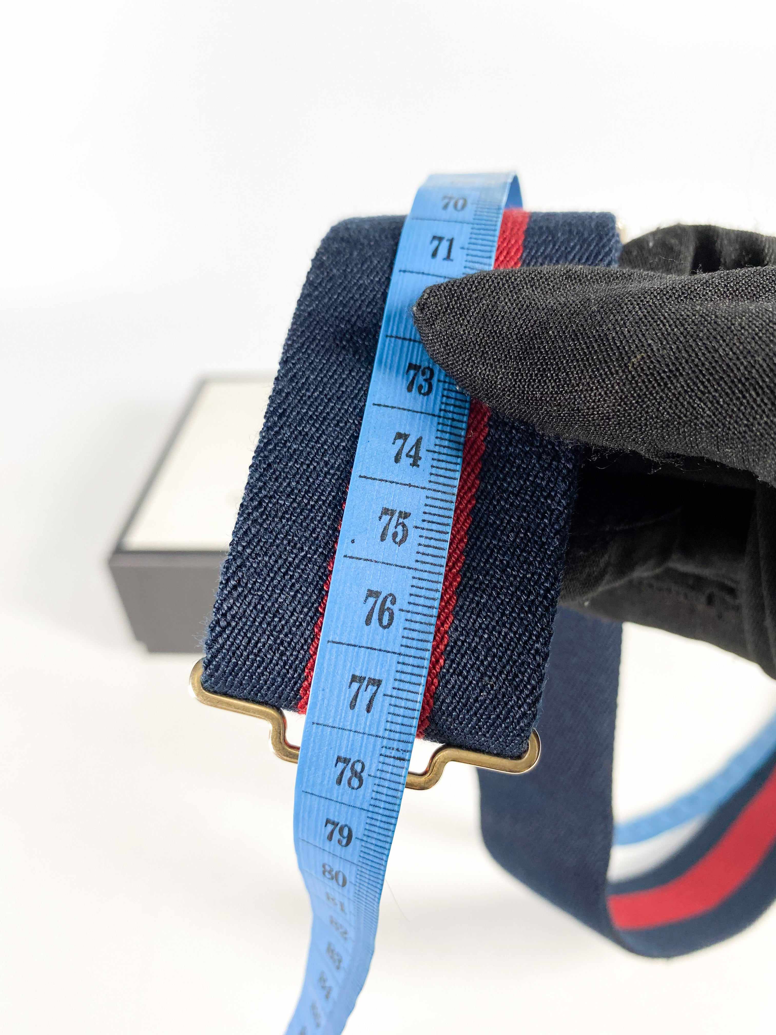 Gucci GG Buckle and Navy Blue/ Red Web Elastic Torchon Fabric Belt (85cm)