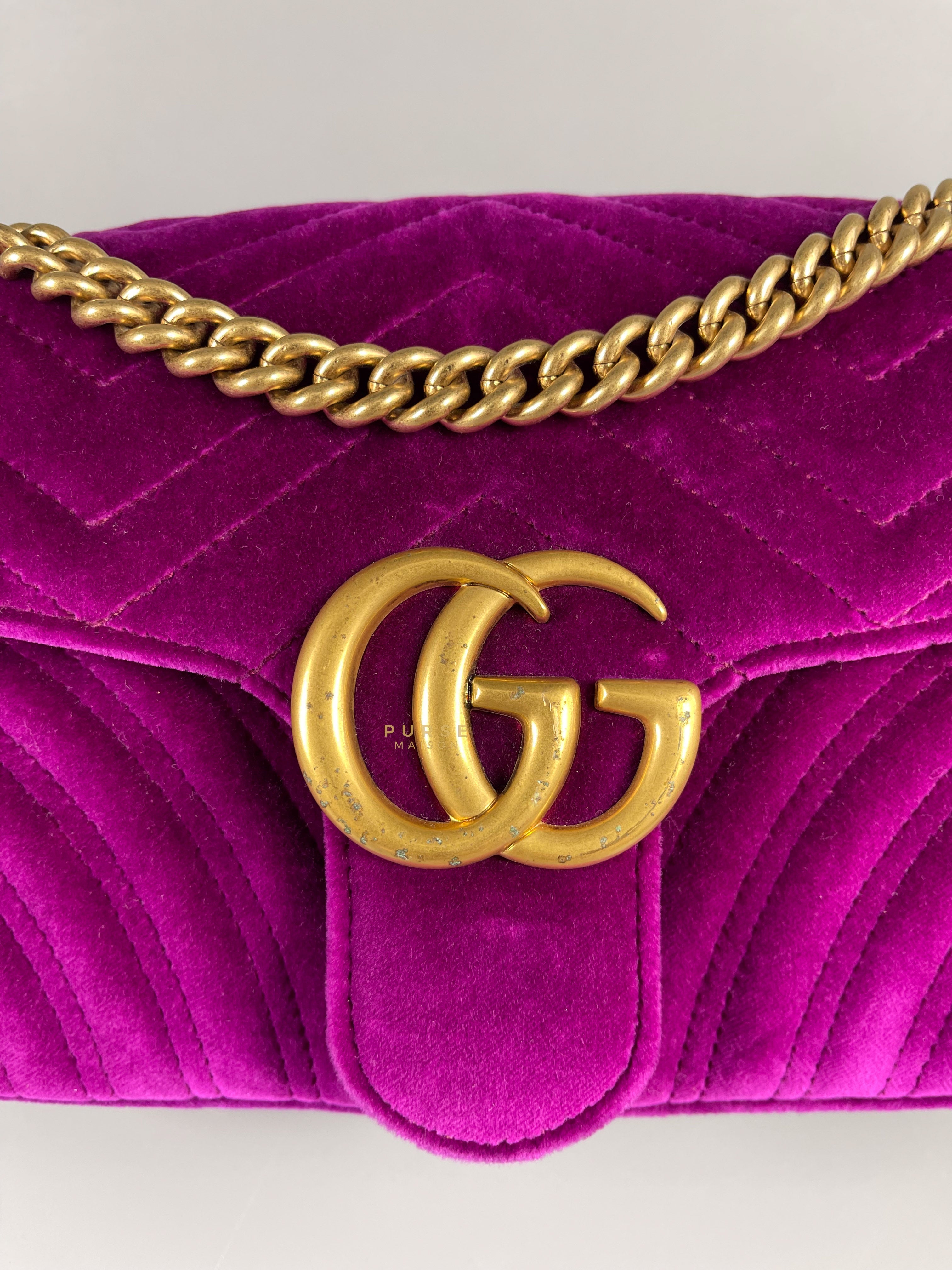 Gucci discount velvet purse