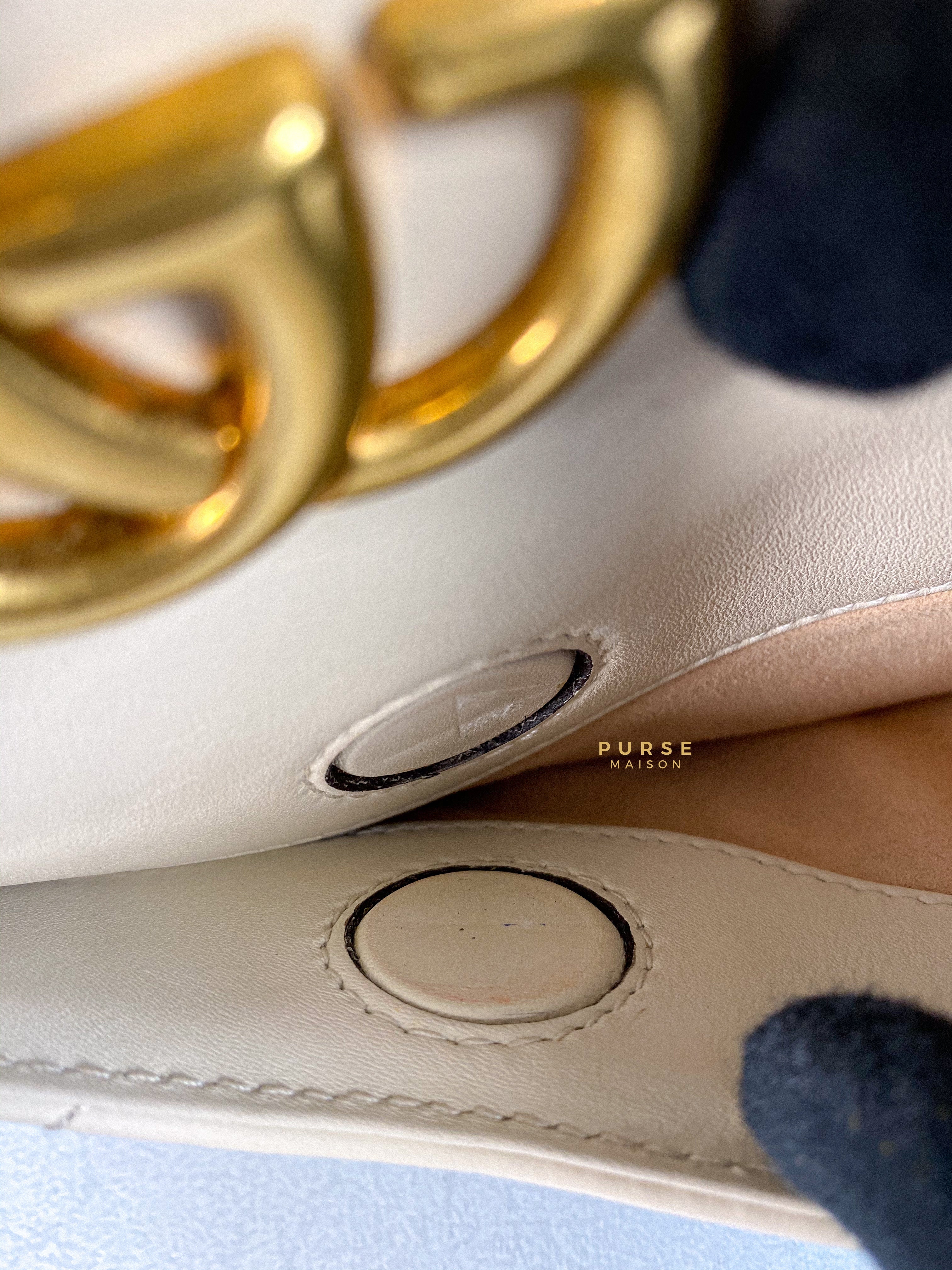 Gucci GG Marmont White Camera Medium Bag | Purse Maison Luxury Bags Shop