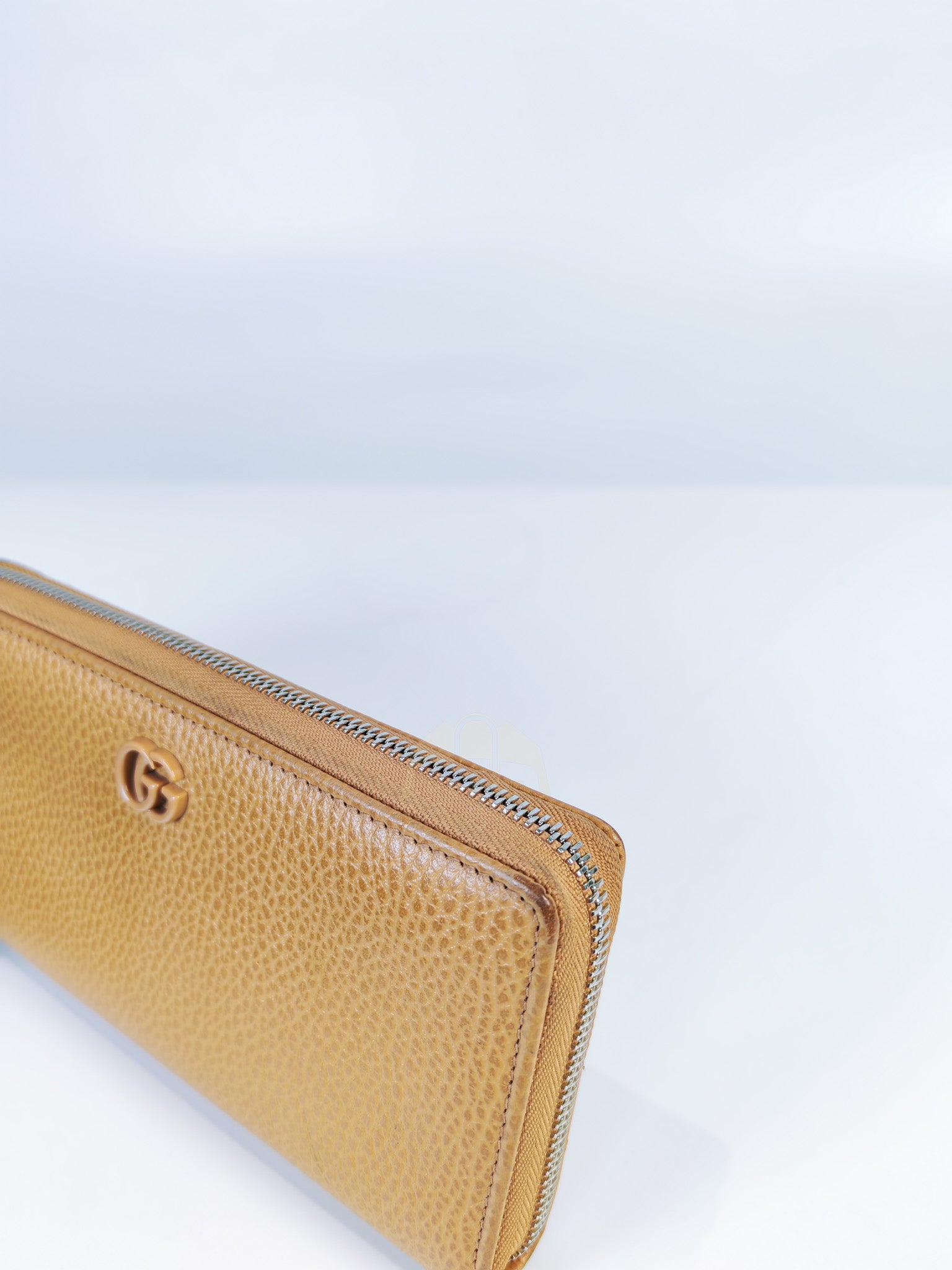 GG Marmont Zip Around Wallet in Tan Pebbled Leather | Purse Maison Luxury Bags Shop