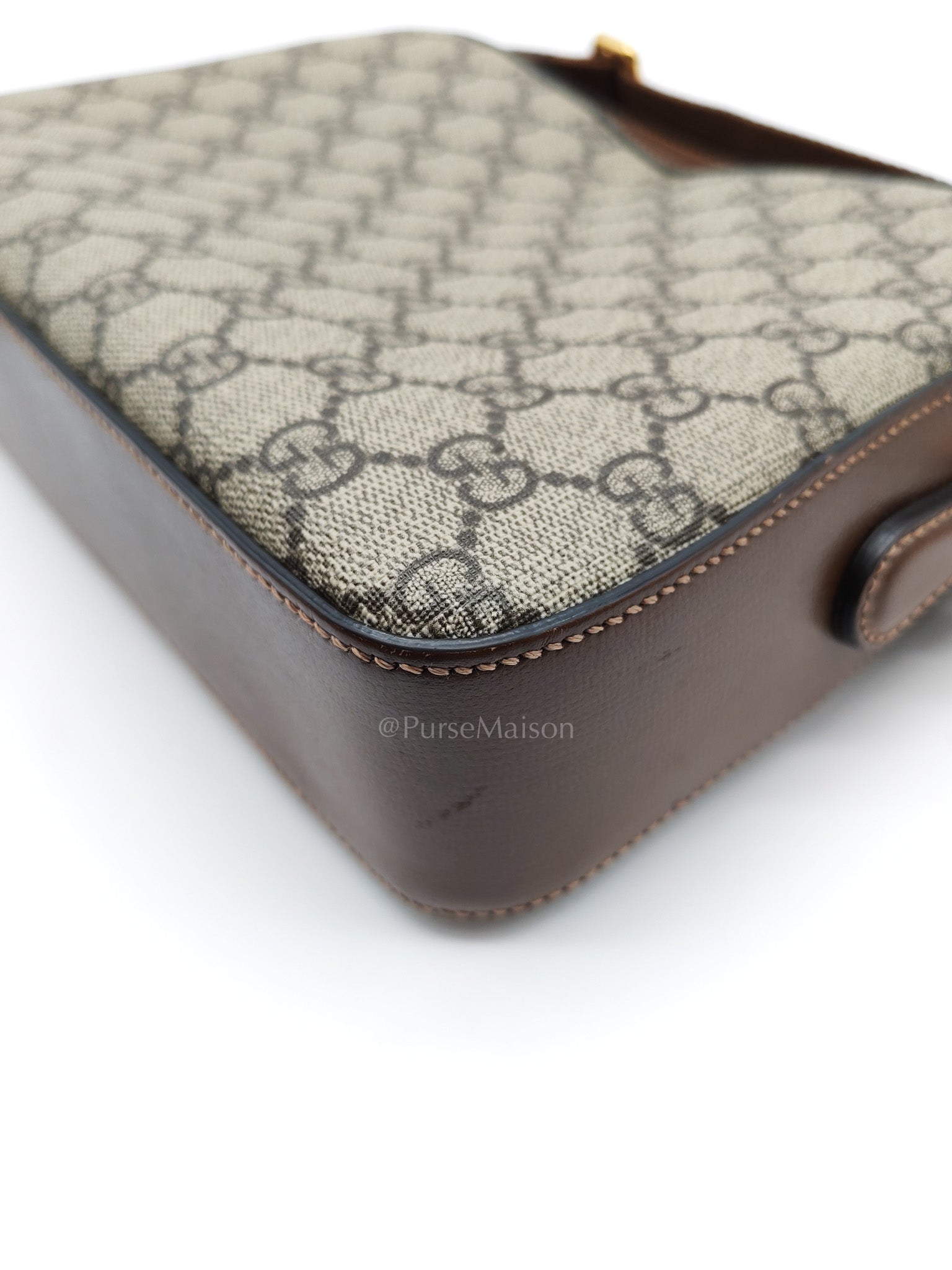 Interlocking G Messenger Bag in GG Supreme Canvas and Gold Hardware | Purse Maison Luxury Bags Shop