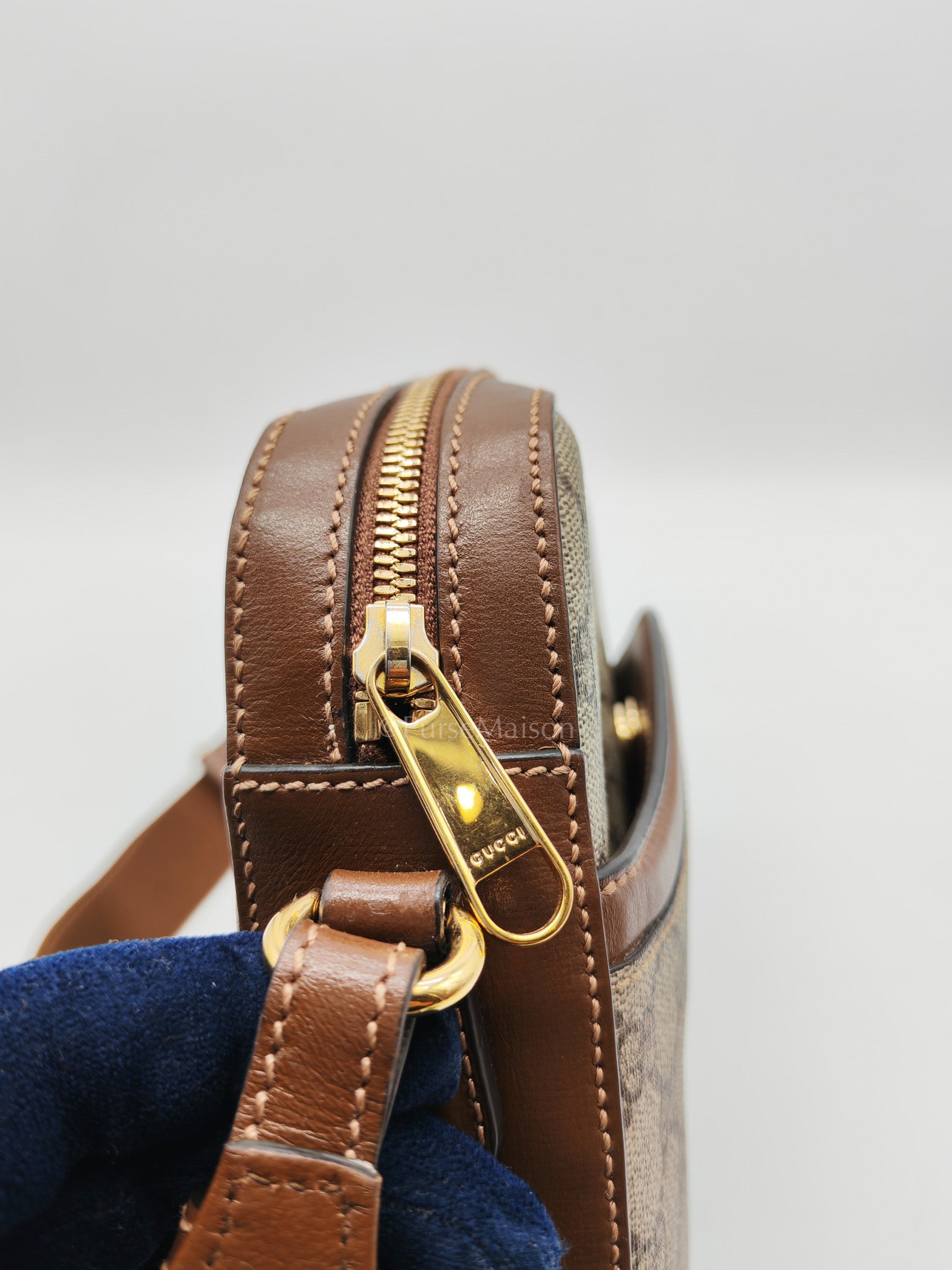 Interlocking G Messenger Bag in GG Supreme Canvas and Gold Hardware | Purse Maison Luxury Bags Shop