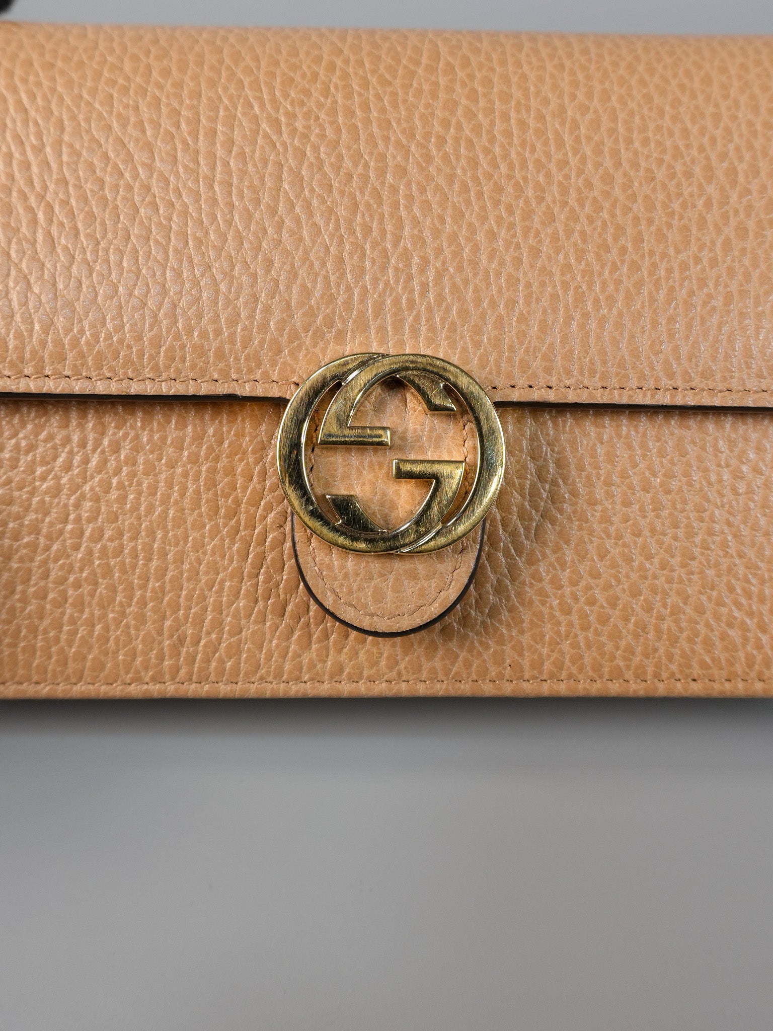 Gucci Interlocking Wallet on Chain WOC in Beige | Purse Maison Luxury Bags Shop