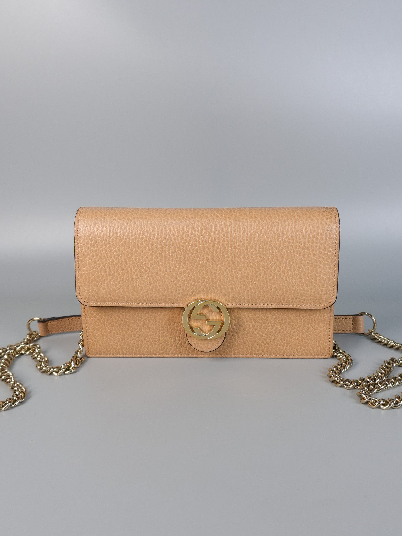 Gucci Interlocking Wallet on Chain WOC in Beige | Purse Maison Luxury Bags Shop