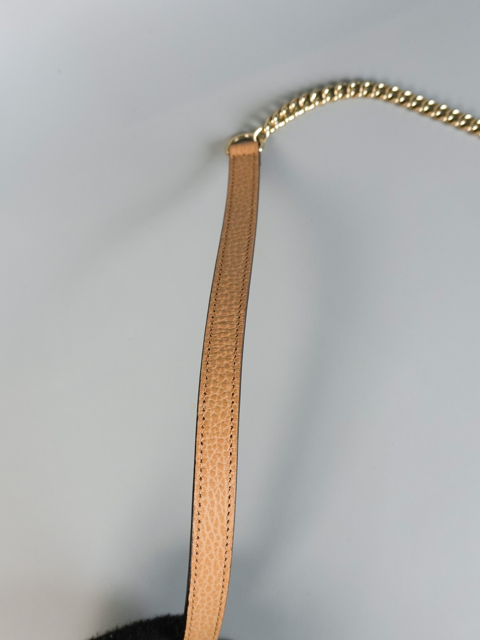 Gucci Interlocking Wallet on Chain WOC in Beige | Purse Maison Luxury Bags Shop