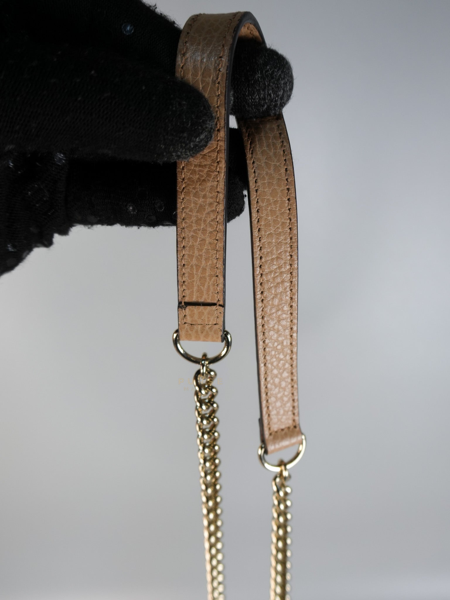 Gucci Interlocking Wallet on Chain WOC in Beige | Purse Maison Luxury Bags Shop