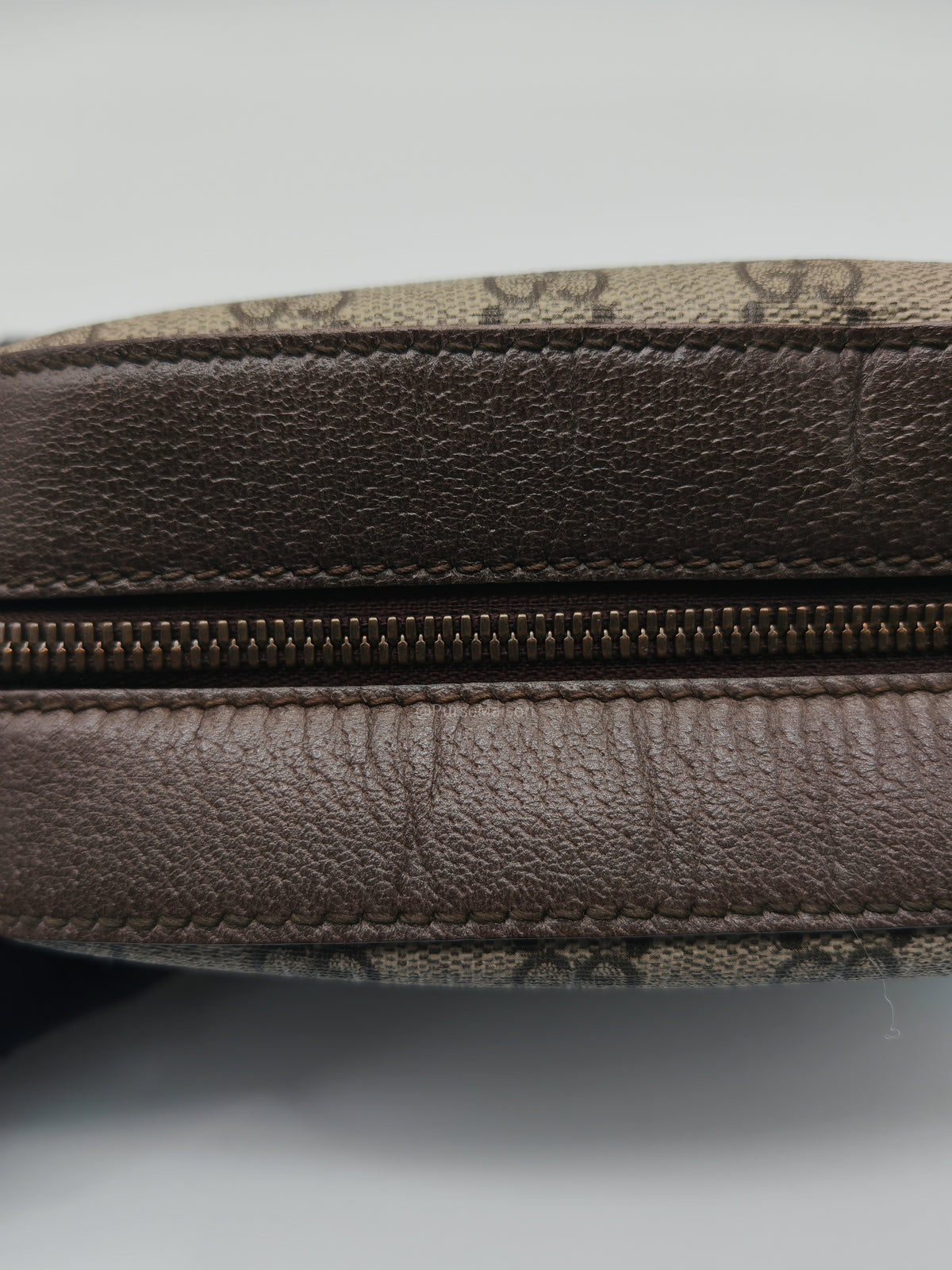 Gucci New Vintage Camera Bag in Brown Coated Monogram Pattern GG Supreme Canvas | Purse Maison Luxury Bags Shop