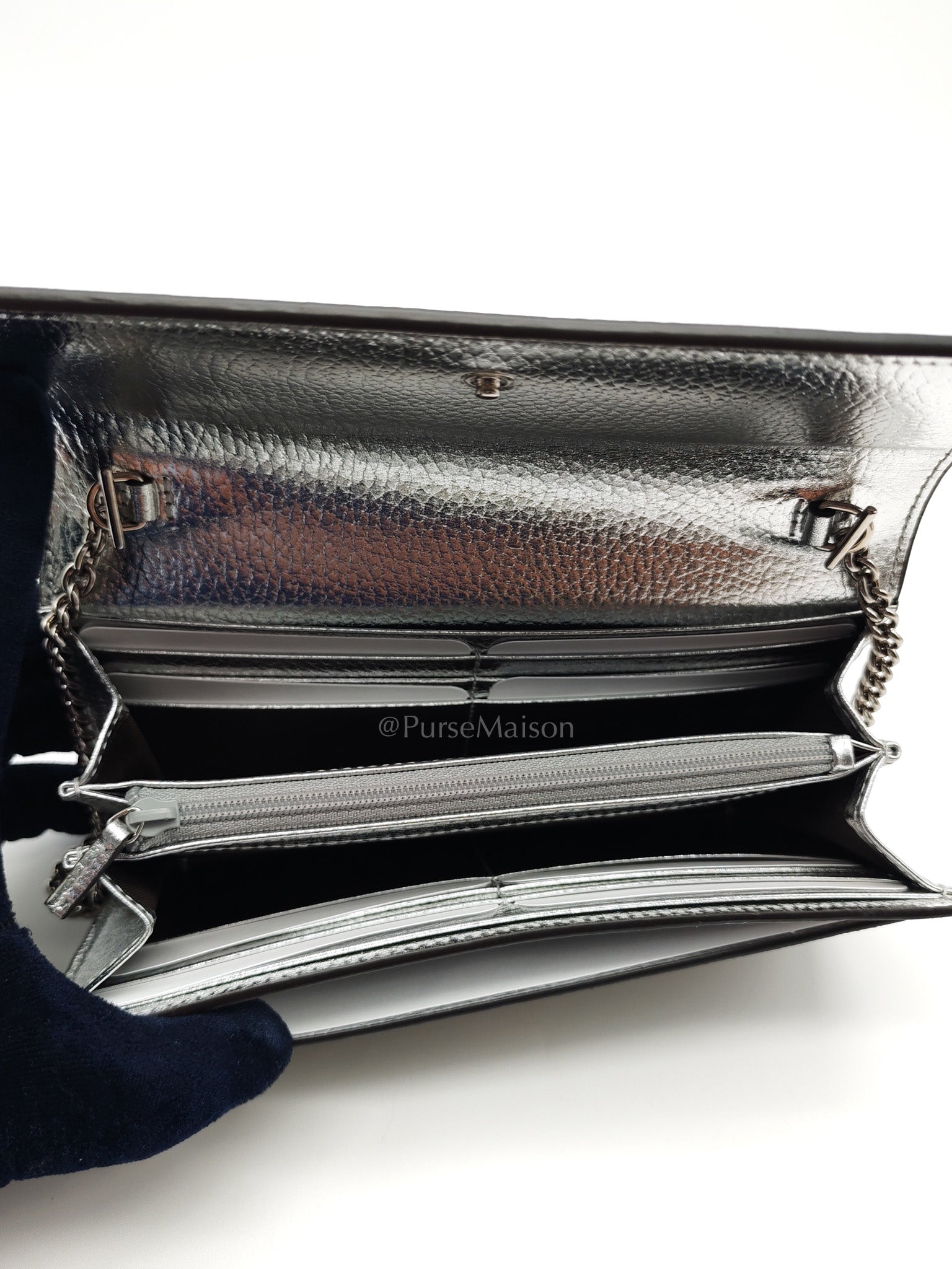 Gucci Supreme Continental Wallet On Chain in Metalic Silver Flap Crossbody Bag | Purse Maison Luxury Bags Shop