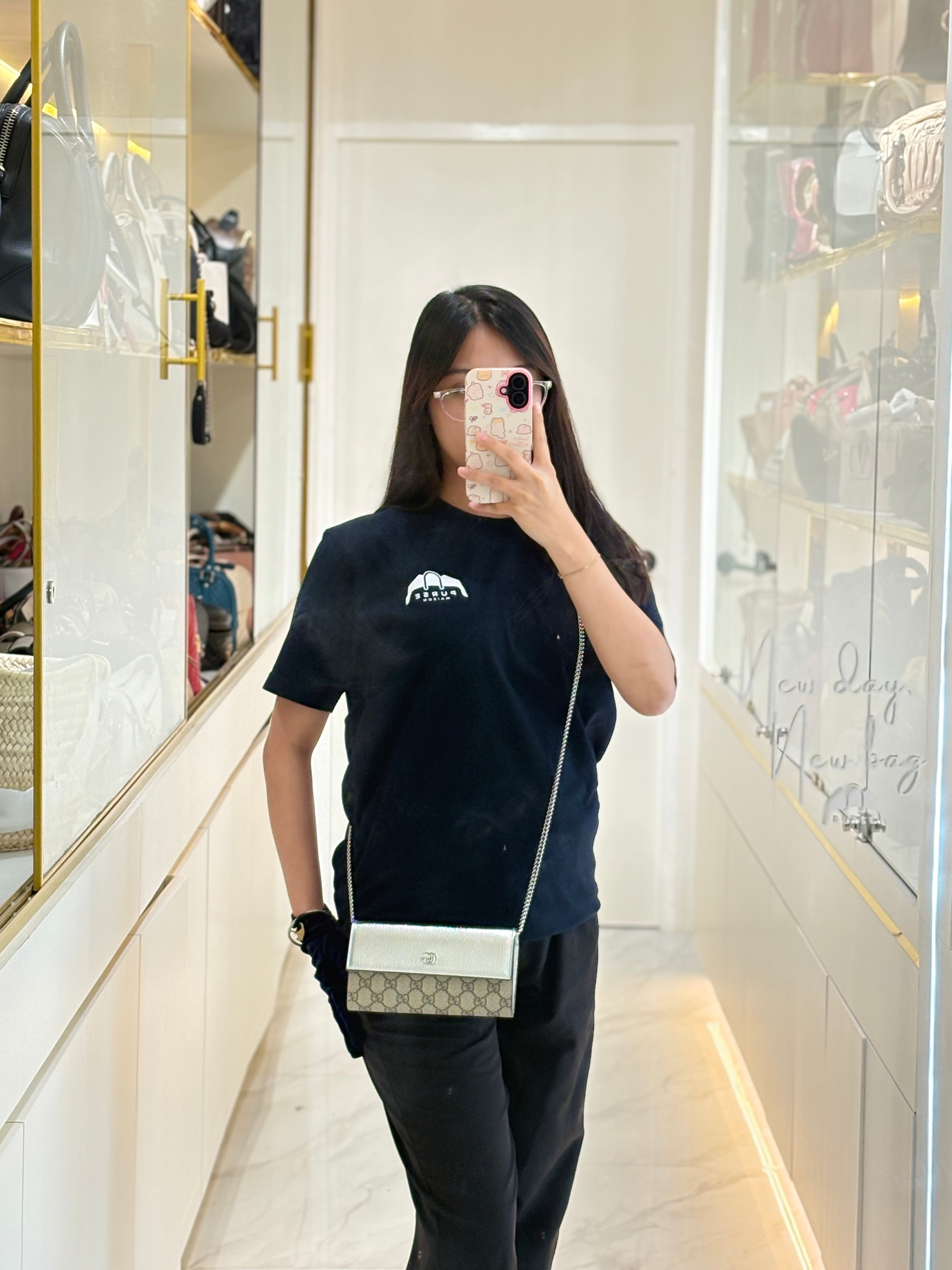 Gucci Supreme Continental Wallet On Chain in Metalic Silver Flap Crossbody Bag | Purse Maison Luxury Bags Shop