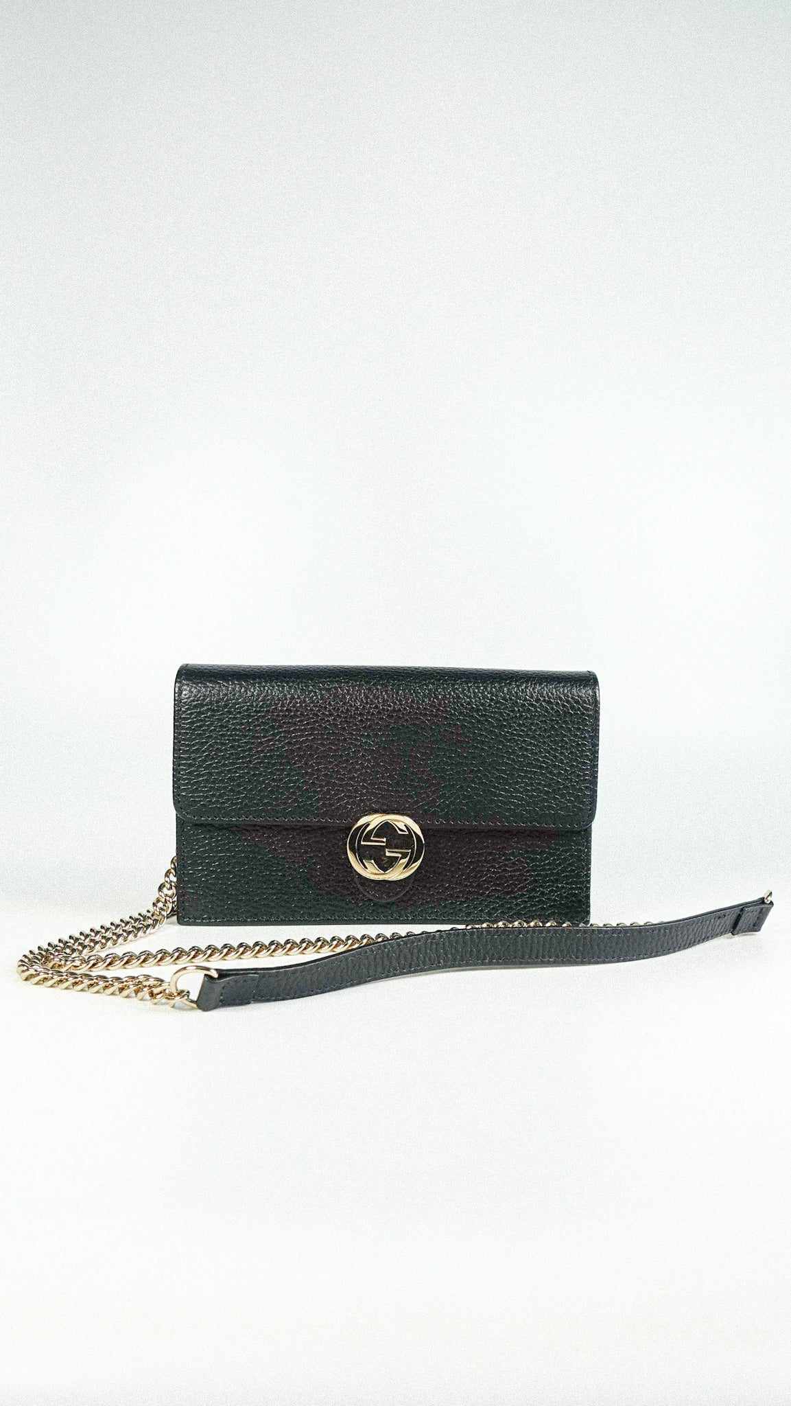 Gucci interlocking g wallet clearance on chain