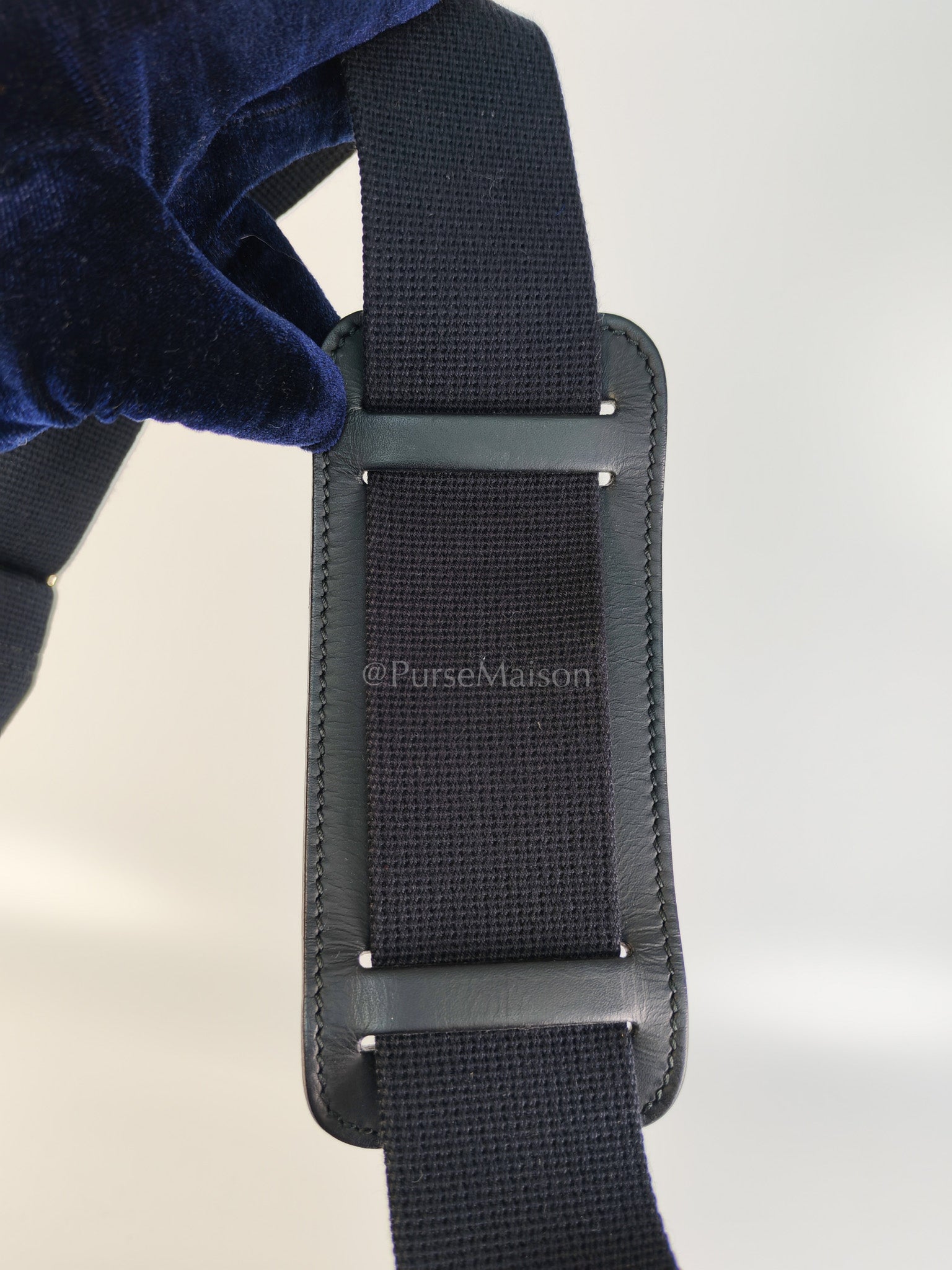 Guccissima Soft Rubber Black Large Messenger Bag | Purse Maison Luxury Bags Shop