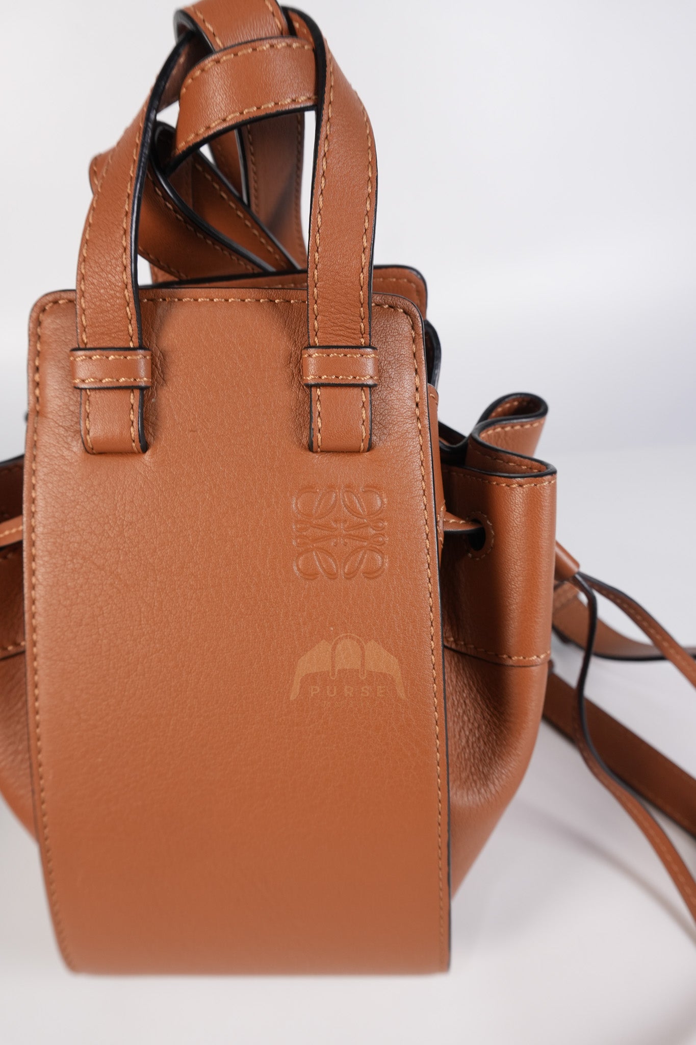 Hammock Mini in Tan Calfskin Leather Crossbody Bag | Purse Maison Luxury Bags Shop