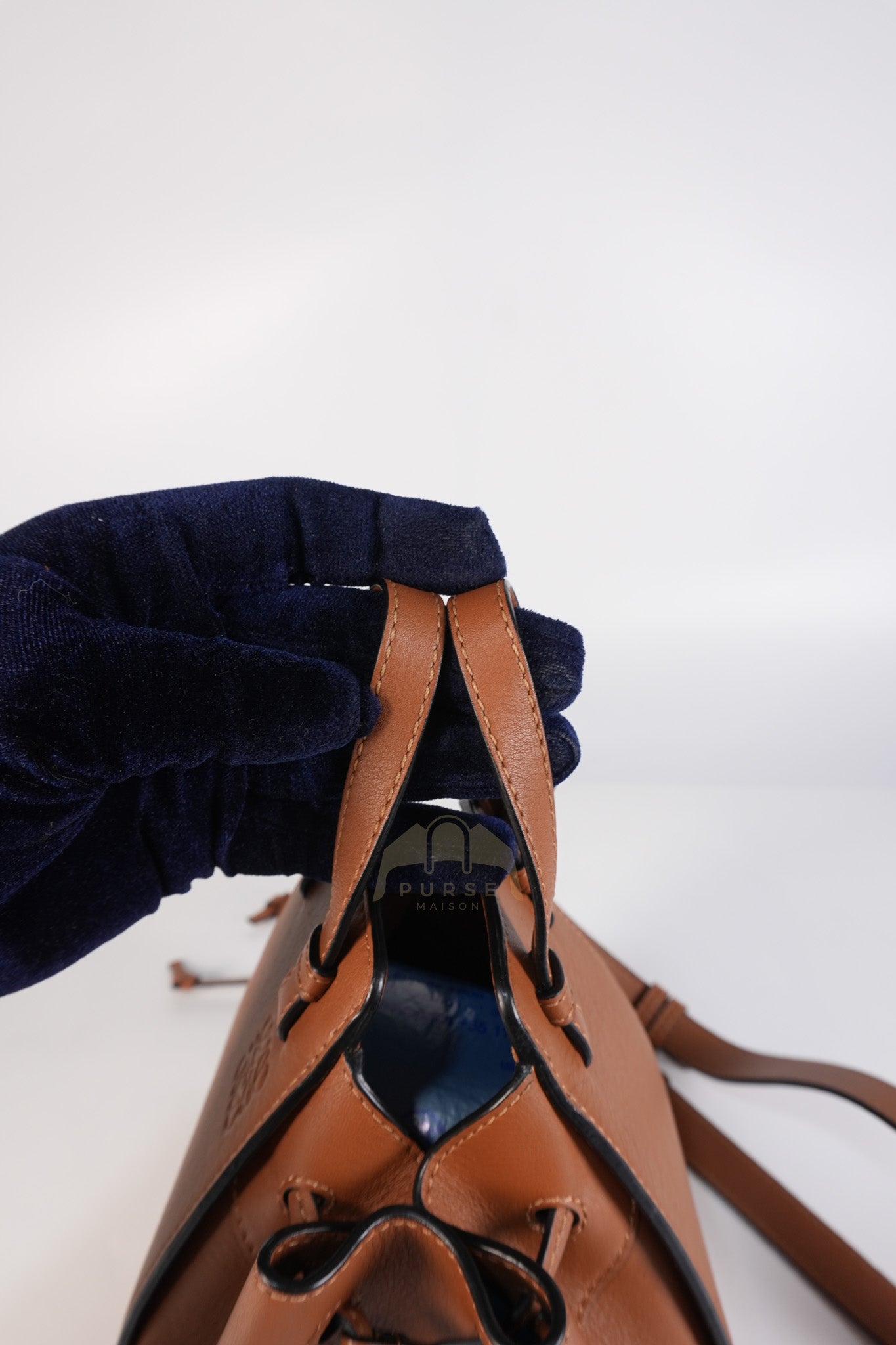 Hammock Mini in Tan Calfskin Leather Crossbody Bag | Purse Maison Luxury Bags Shop