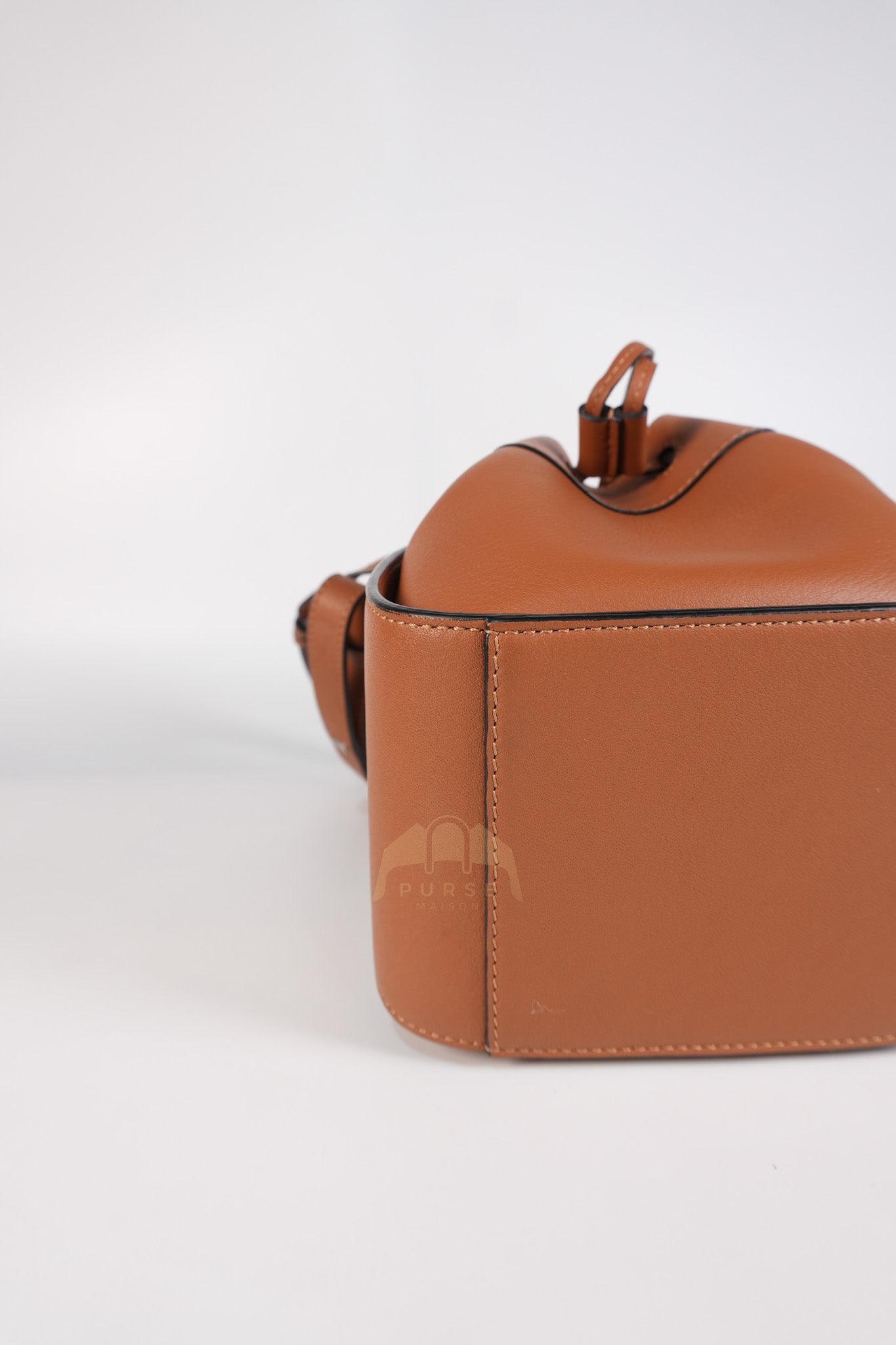 Hammock Mini in Tan Calfskin Leather Crossbody Bag | Purse Maison Luxury Bags Shop