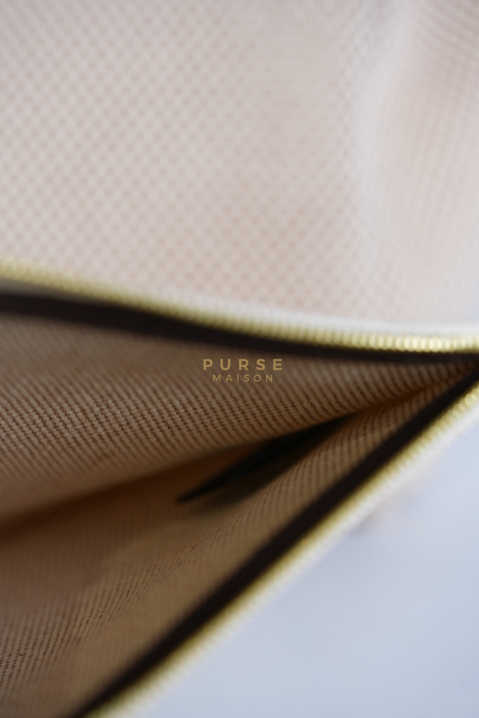 Herbag 31 Zip in Ebene/Ecru/Beige Vache Hunter Criss Viking and Gold Hardware Stamp B (2023) | Purse Maison Luxury Bags Shop